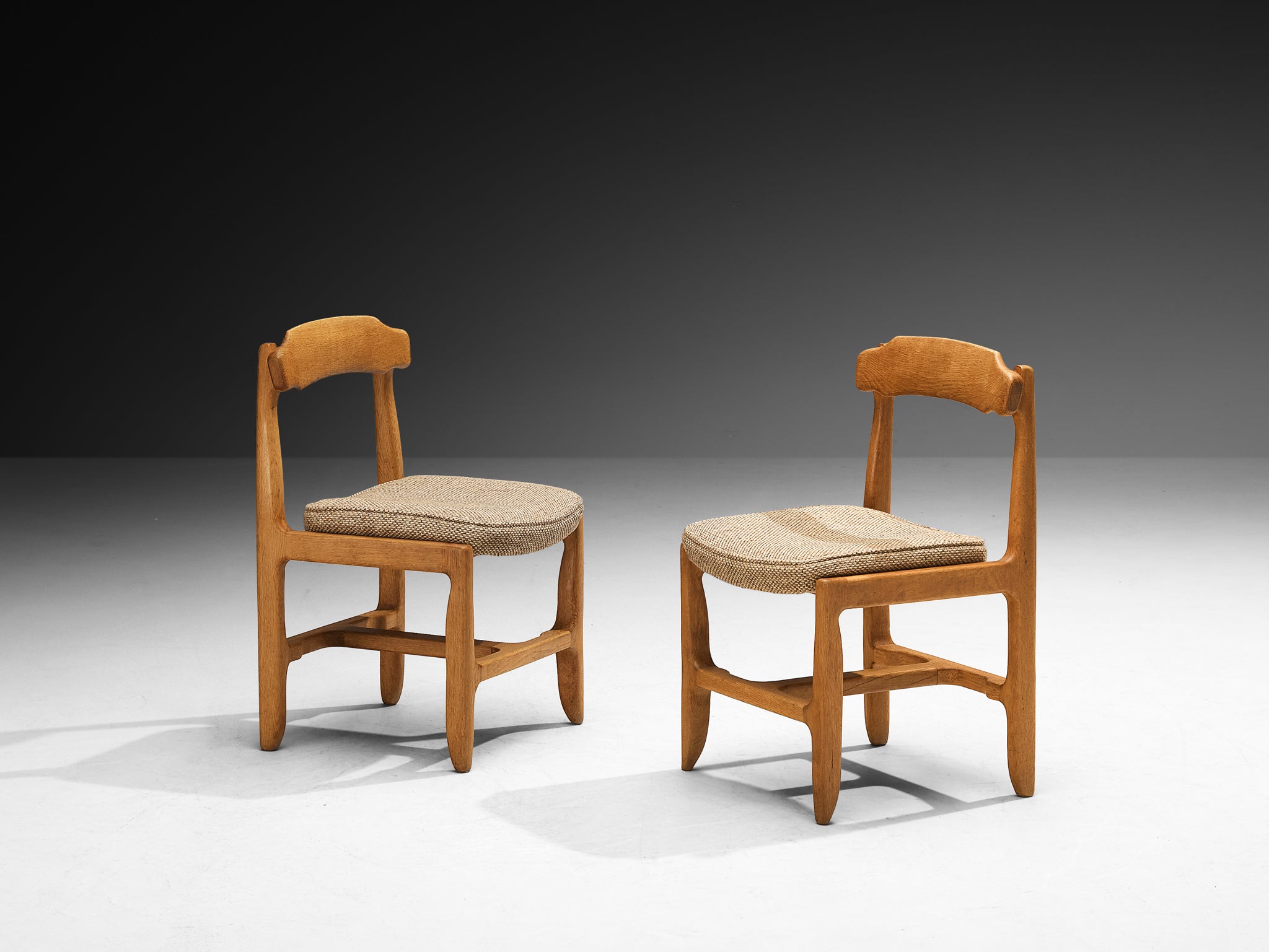 Guillerme & Chambron Set of Four 'Véronique' Dining Chairs in Solid Oak Seating Morentz