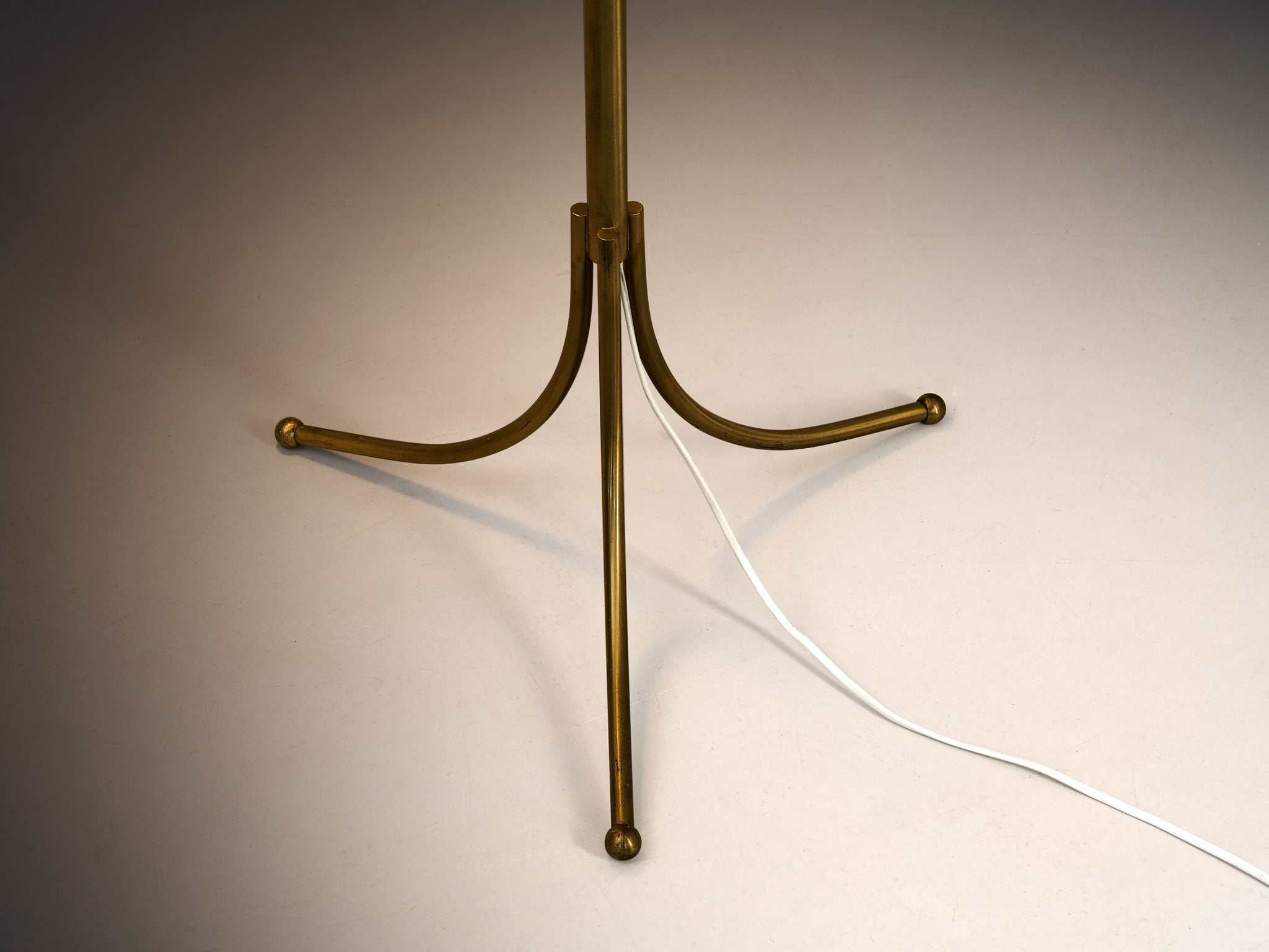 Early Edition Josef Frank for Svenskt Tenn '1842' Floor Lamp in Brass Lighting Morentz