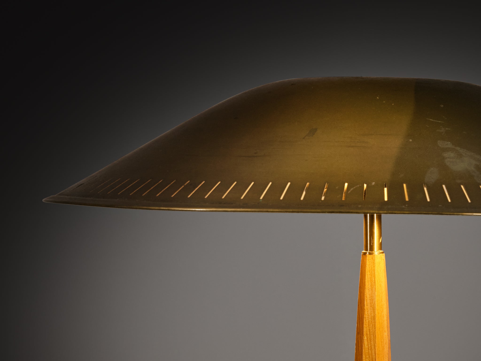 Harald Notini for Arvid Böhlmarks Lampfabrik '15277' Table Lamp in Brass and Elm Lighting Morentz