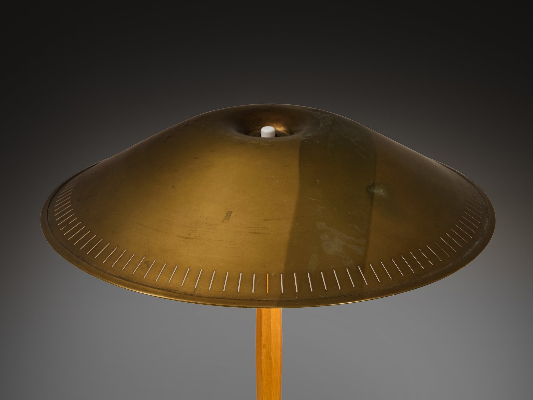 Harald Notini for Arvid Böhlmarks Lampfabrik '15277' Table Lamp in Brass and Elm Lighting Morentz