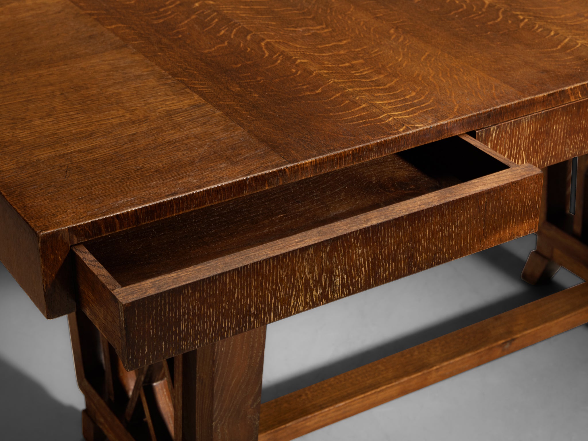 Ernesto Valabrega for Vittorio Valabrega Art Deco Desk in Cerused Oak Tables Morentz