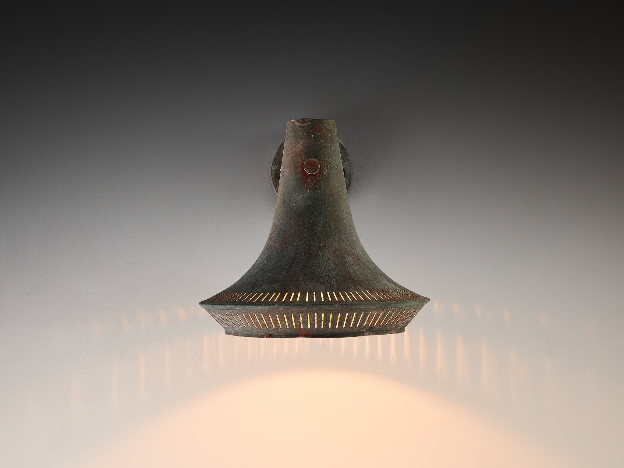 Scandinavian Wall Light in Patinated Copper Lighting Morentz