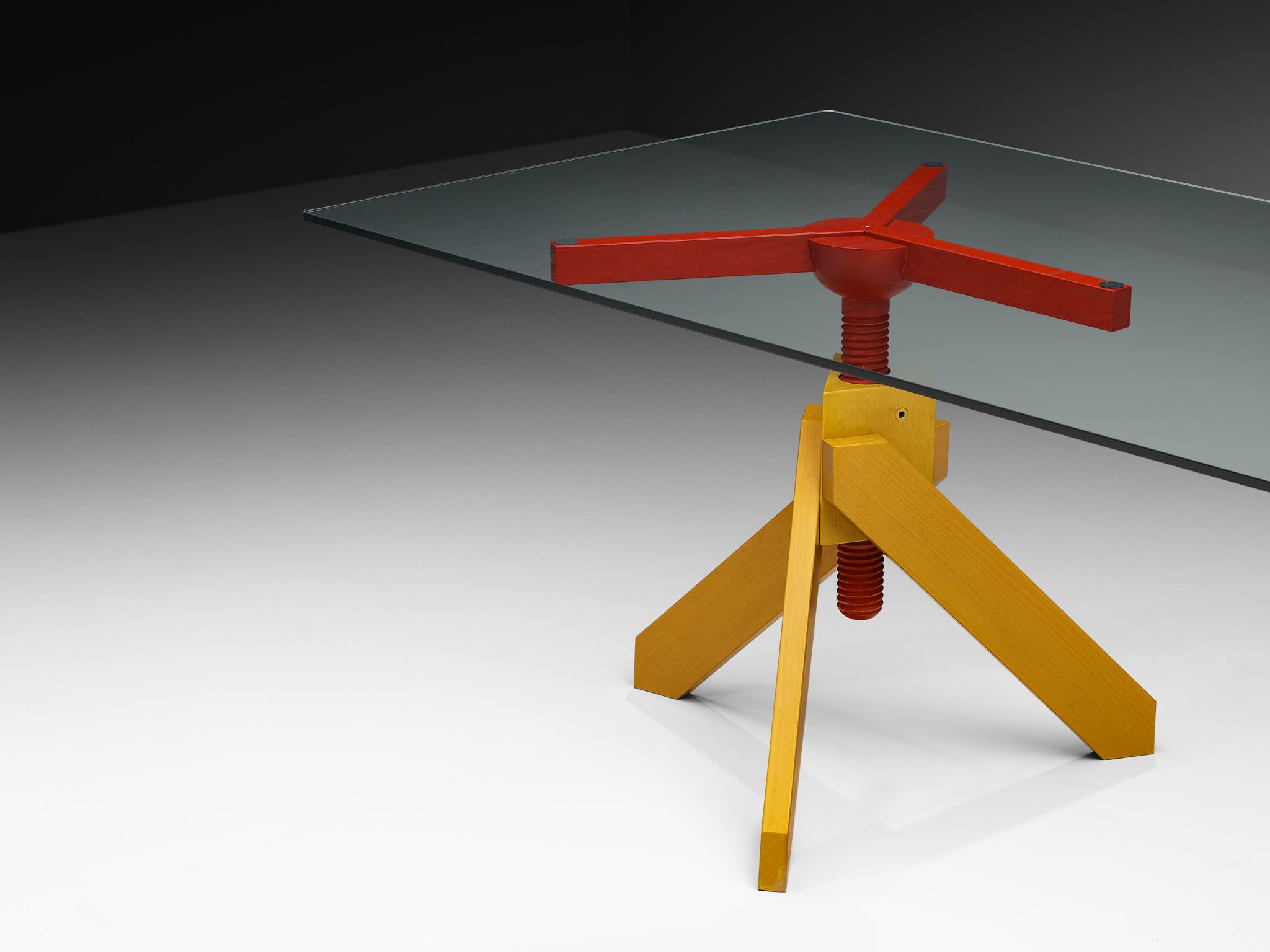 Vico Magistretti for De Padova 'Vidun' Dining Table with Colorful Geometric Base Tables Morentz