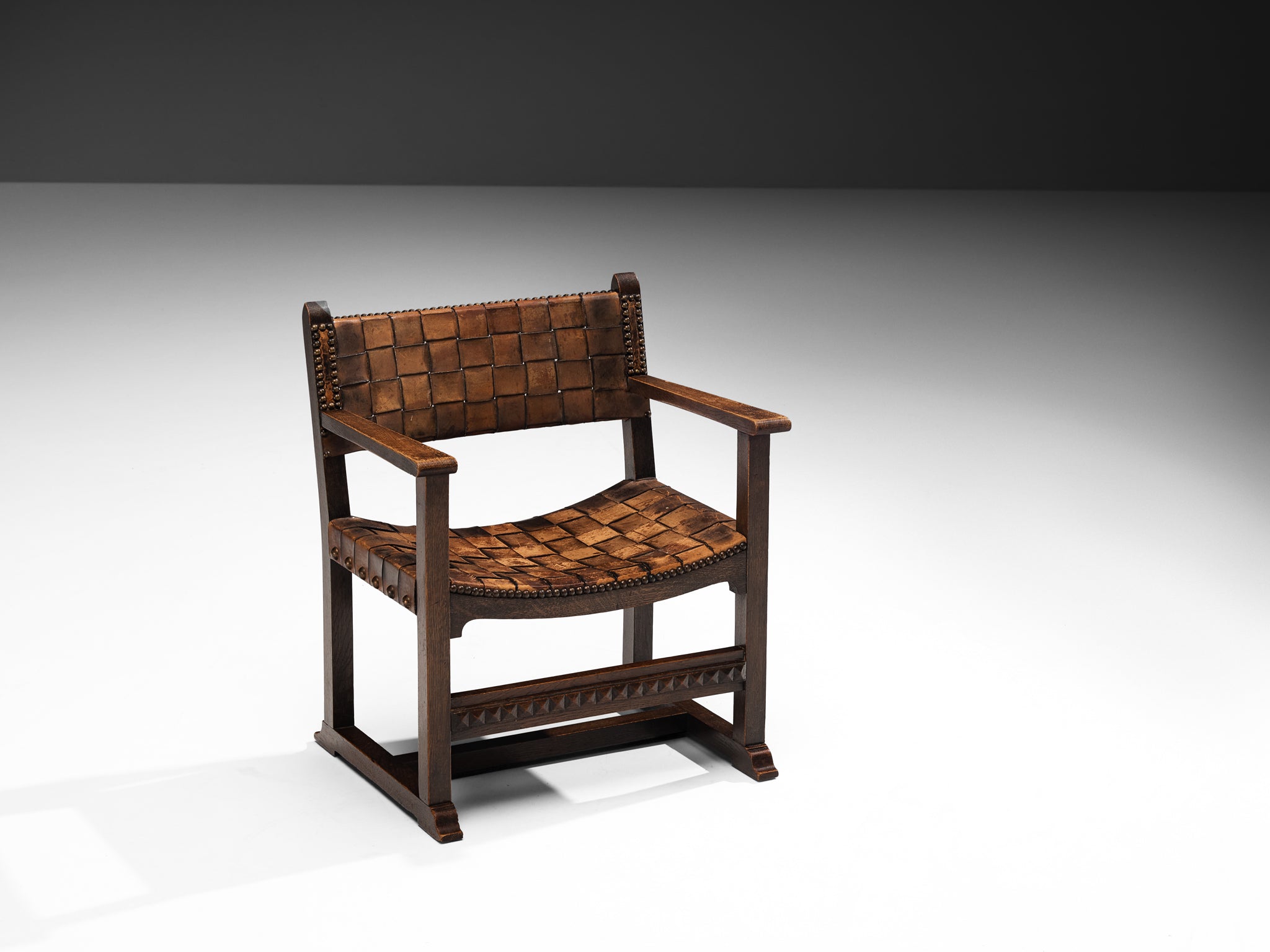 Heinrich Kulka for Gebrüder Thonet Arts and Crafts Chair in Oak and Leather Seating Morentz