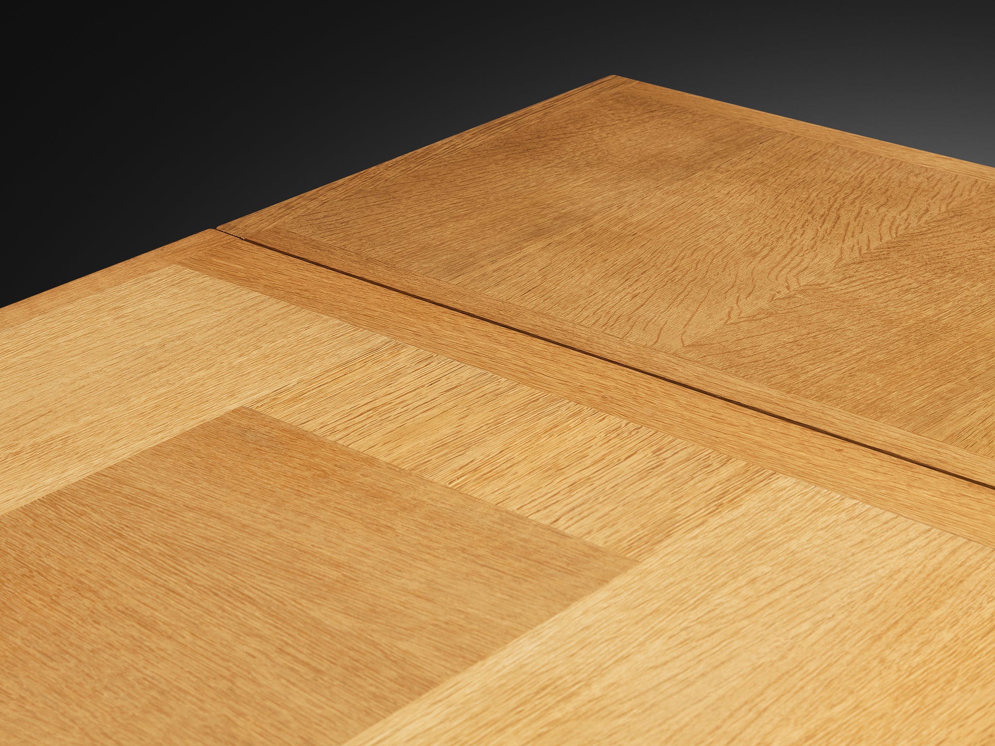 Guillerme & Chambron Extendable Dining Table in Solid Oak Tables Morentz
