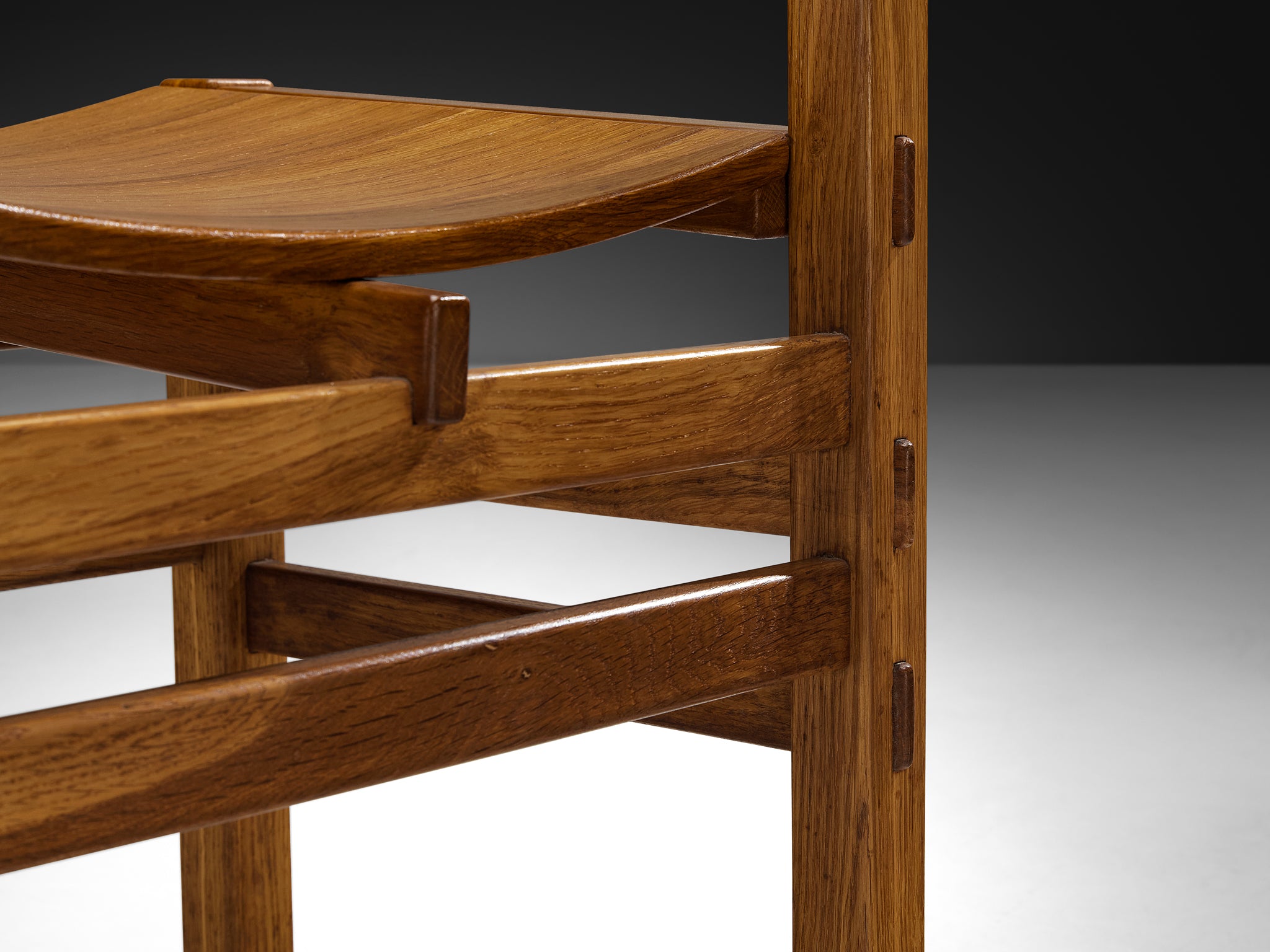 Giuseppe Rivadossi for Officina Rivadossi Set of Eight Dining Chairs in Oak Seating Morentz