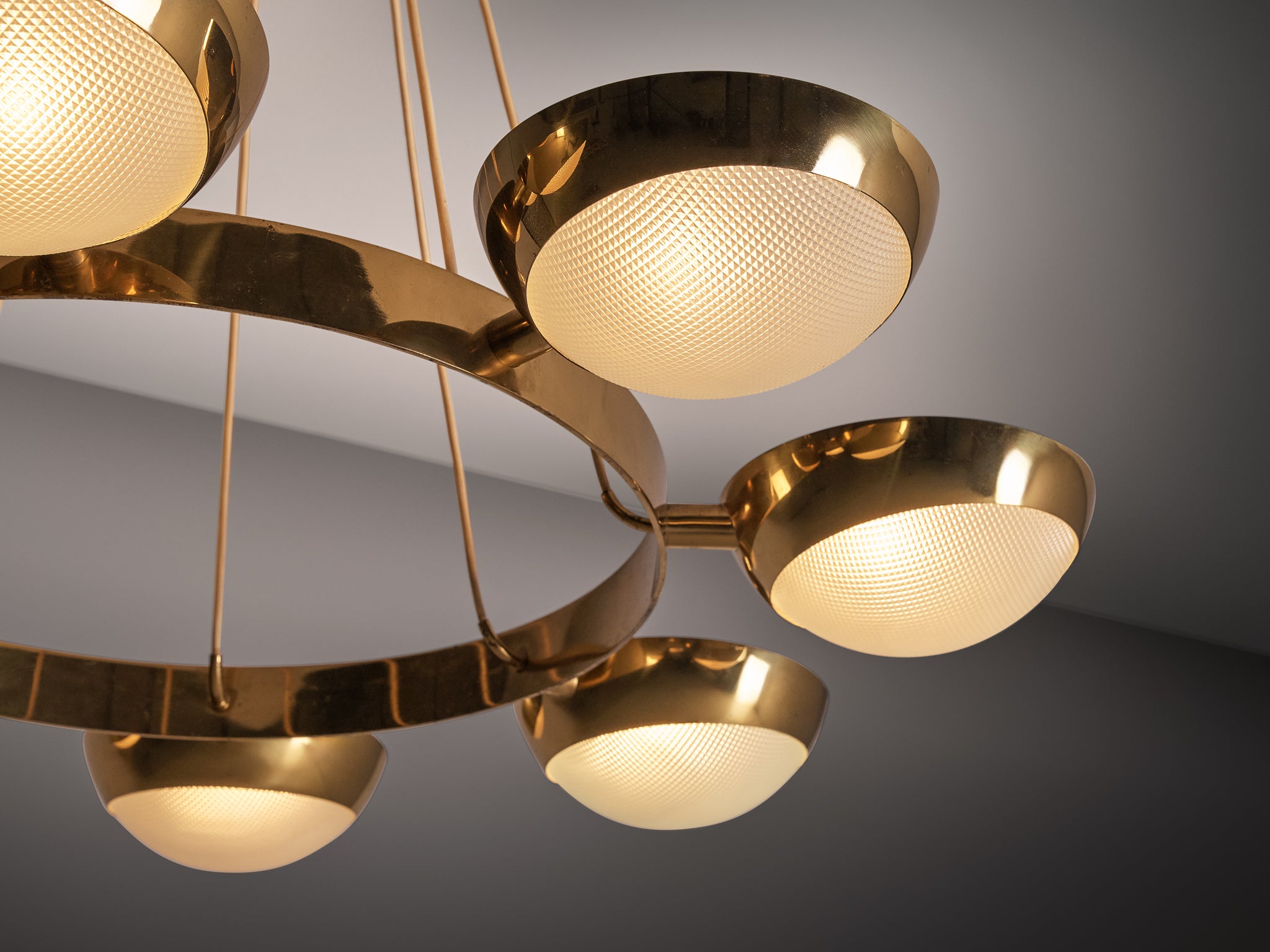 Italian Mid-Century Modern Chandelier in Brass, Prismatic Glass in 104cm/40.94in Lighting Morentz