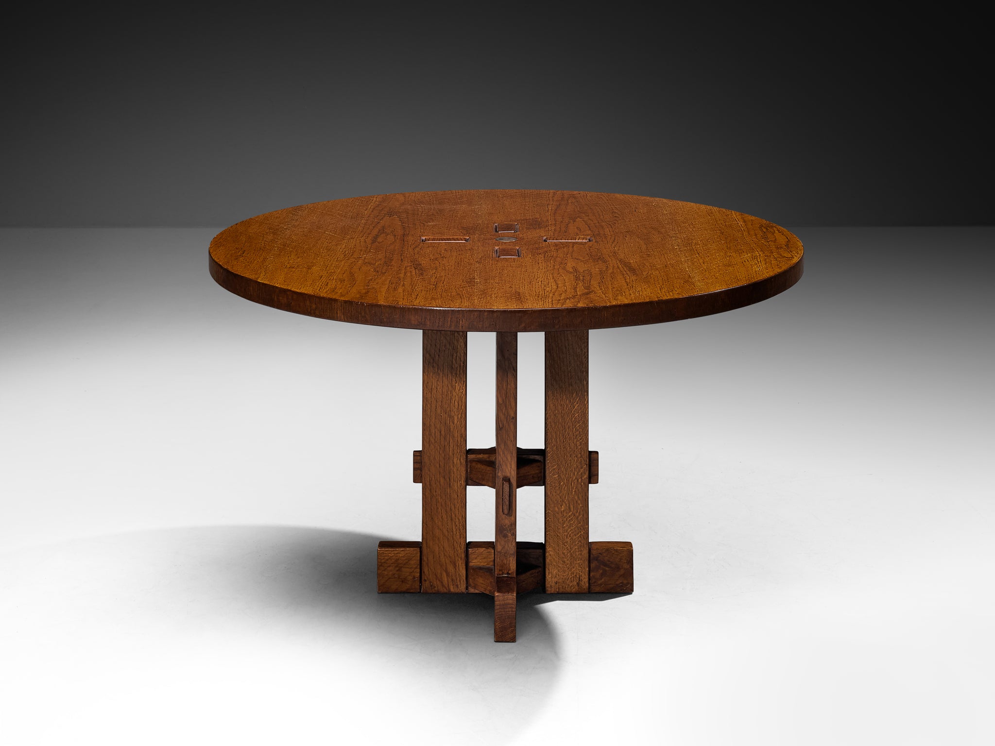 Giuseppe Rivadossi for Officina Rivadossi Round Dining Table in Oak Tables Morentz