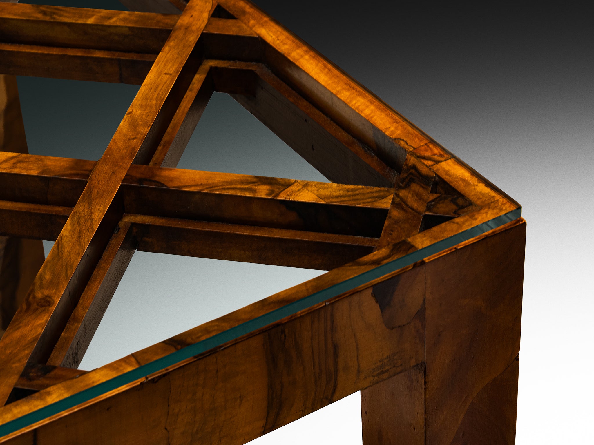Italian 1930s Art Deco Dining or Center Table with Lattice Top in Walnut Burl Tables Morentz