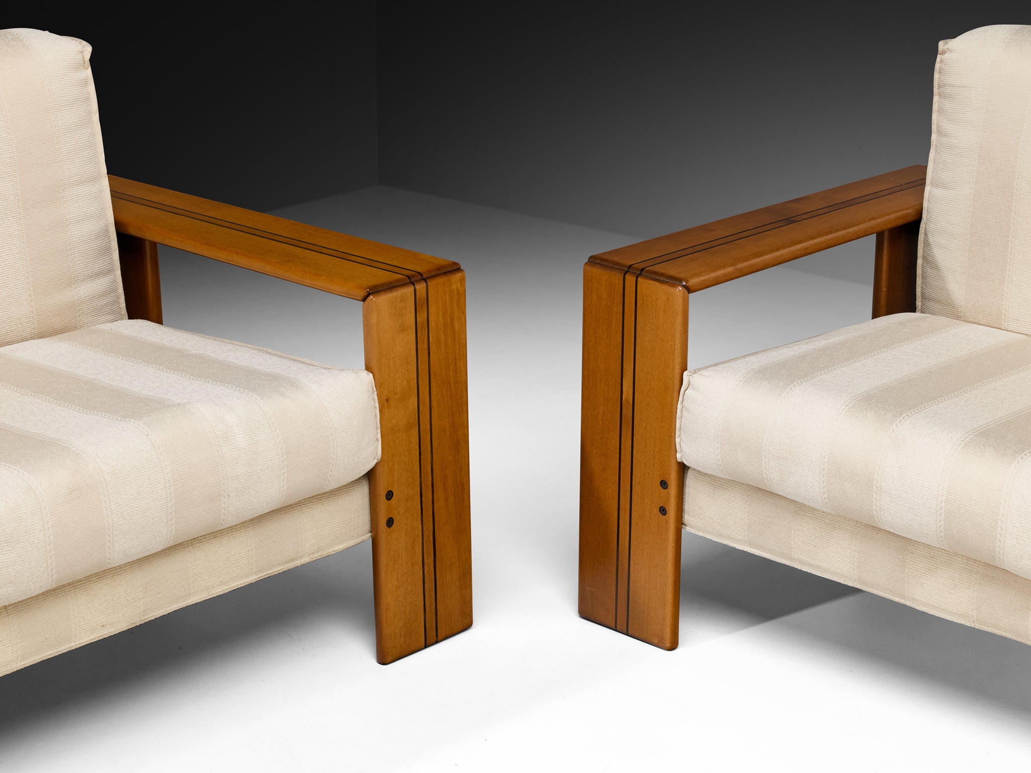 Afra & Tobia Scarpa for Maxalto Pair of 'Artona' Sofas in Walnut Seating Morentz