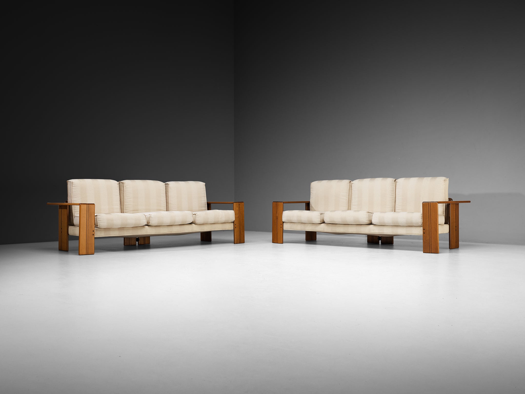 Afra & Tobia Scarpa for Maxalto Pair of 'Artona' Sofas in Walnut Seating Morentz