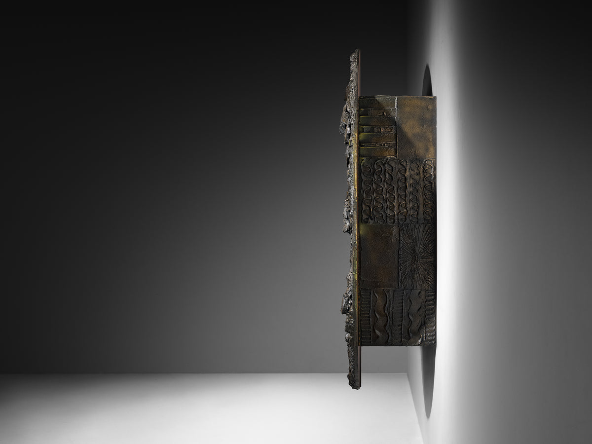 Paul Evans for Directional Large-Scaled Wall-Mounted 'PE 122' Bar Cabinet in Sculpted Bronze Case pieces and storage cabinets Morentz