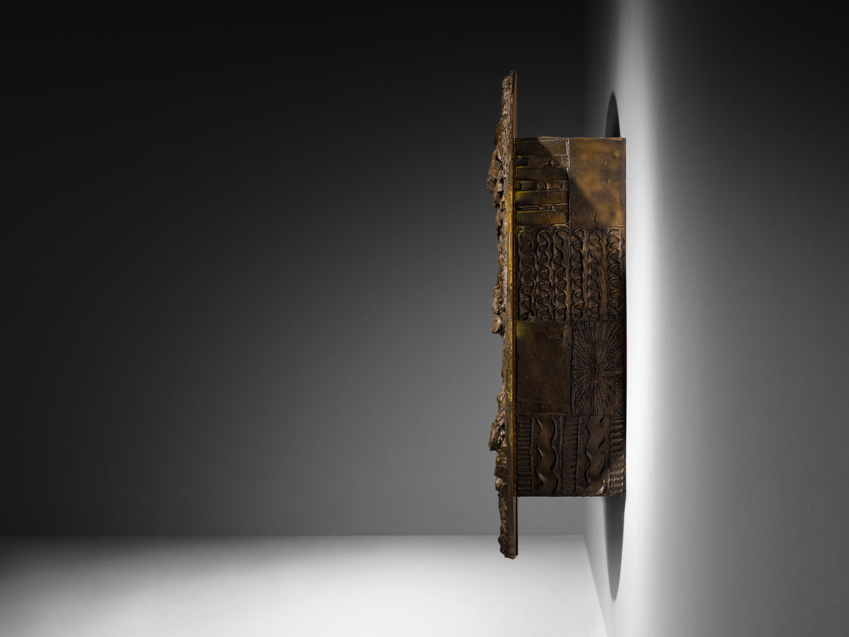 Paul Evans for Directional Large-Scaled Wall-Mounted 'PE 122' Bar Cabinet in Sculpted Bronze Case pieces and storage cabinets Morentz