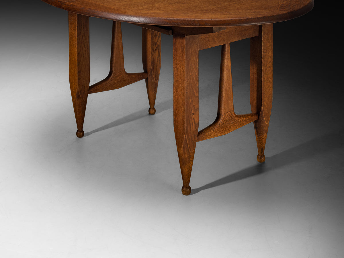 Guillerme & Chambron Oval Extendable Dining Table in Oak Tables Morentz