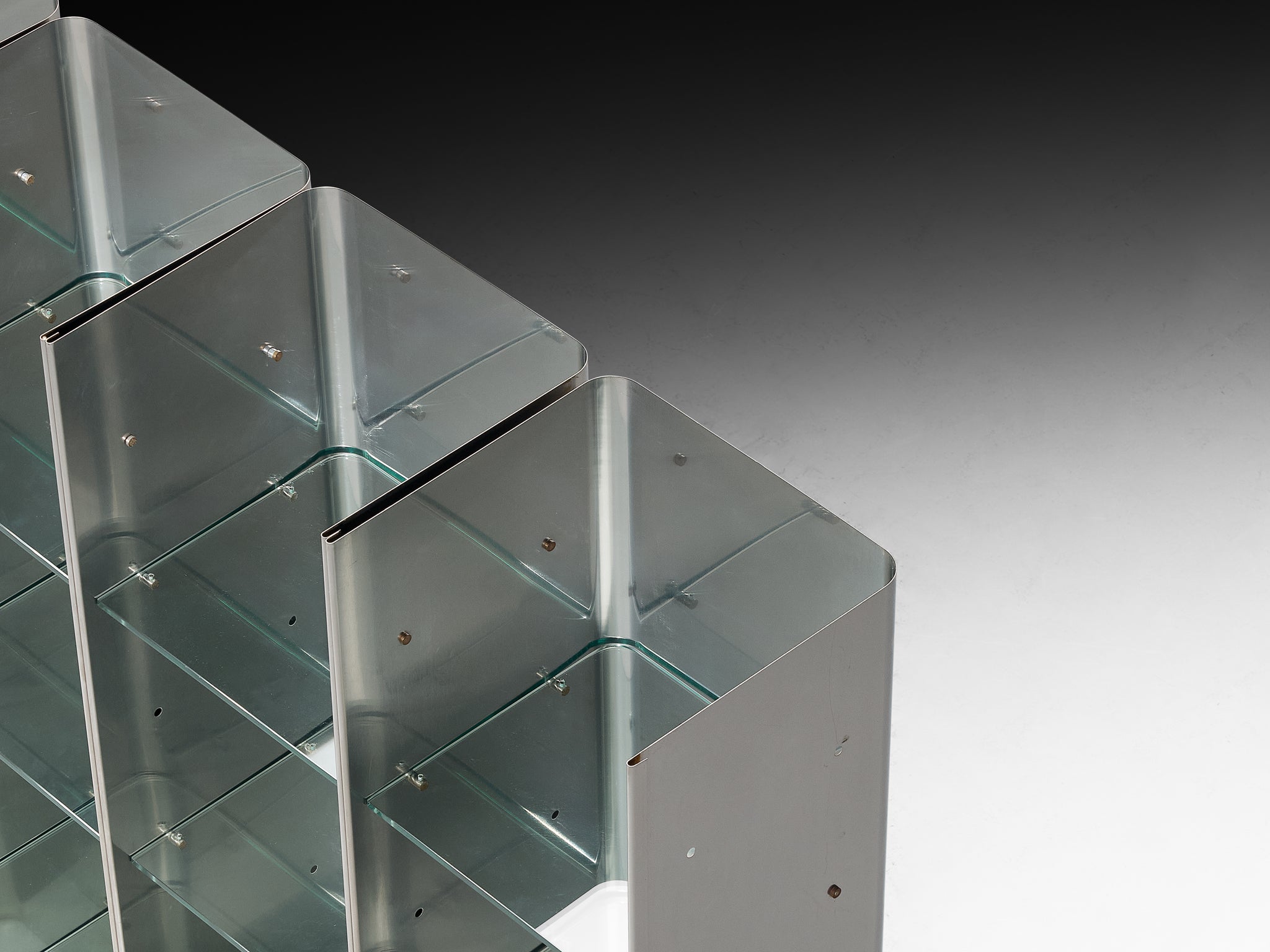 Carla Venosta and Guido Zimmerman for Arflex 'Valiant' Bookcase in Stainless Steel Case pieces and storage cabinets Morentz