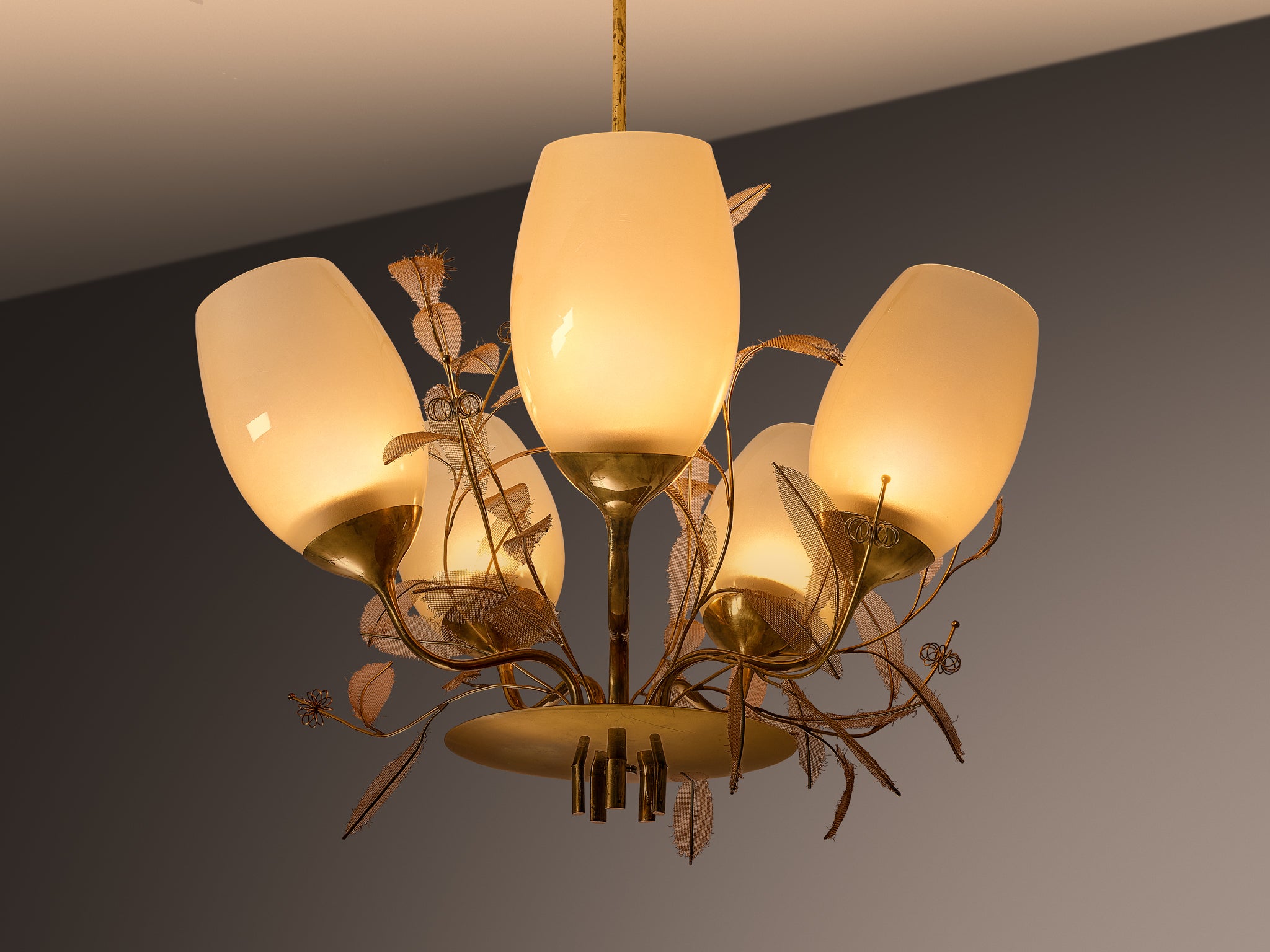 Paavo Tynell for Taito Oy 'Concerto' Chandelier in Brass and Beige Glass Lighting Morentz