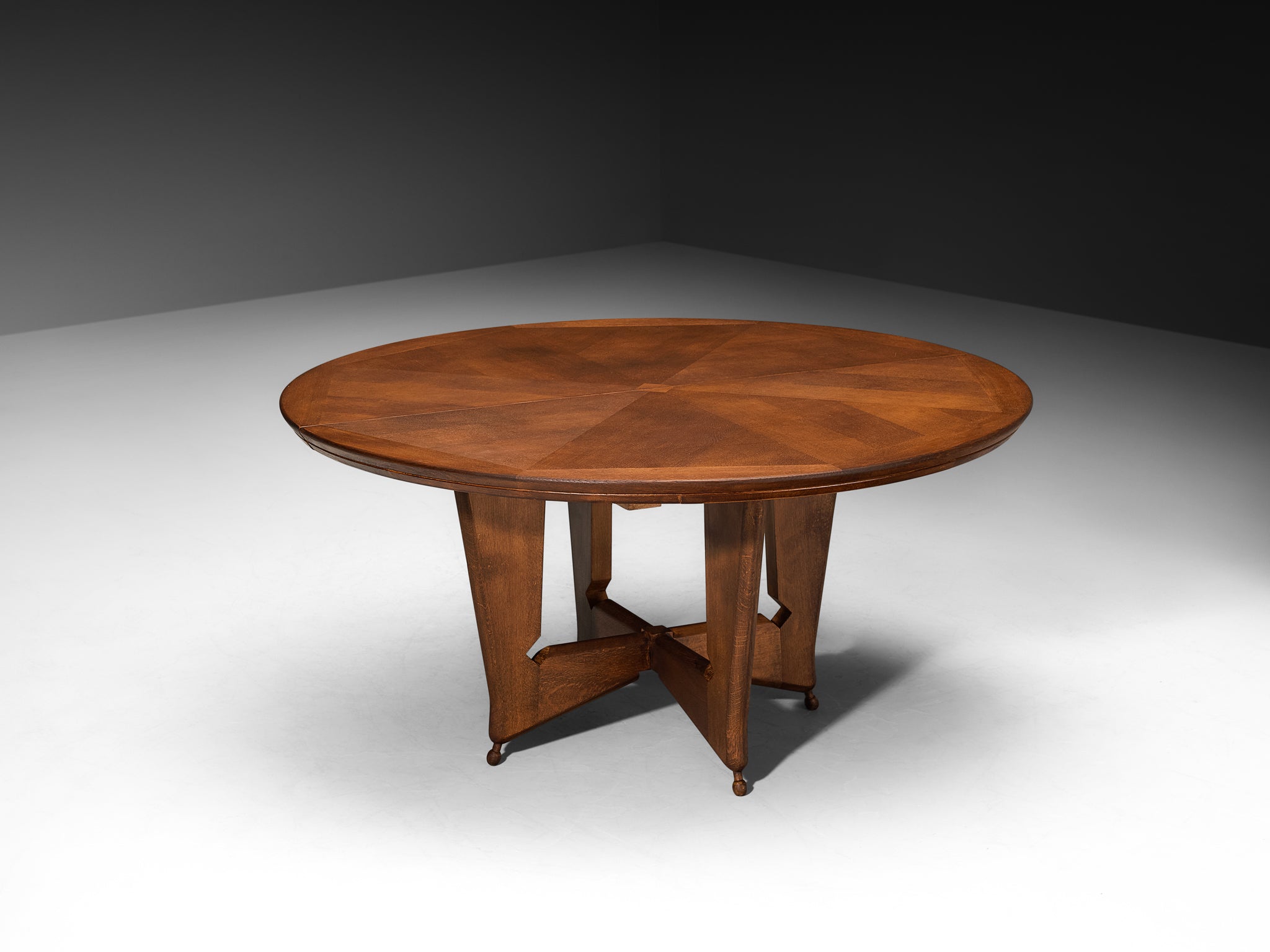 Guillerme & Chambron Extendable 'Victorine' Dining Table in Solid Oak Tables Morentz