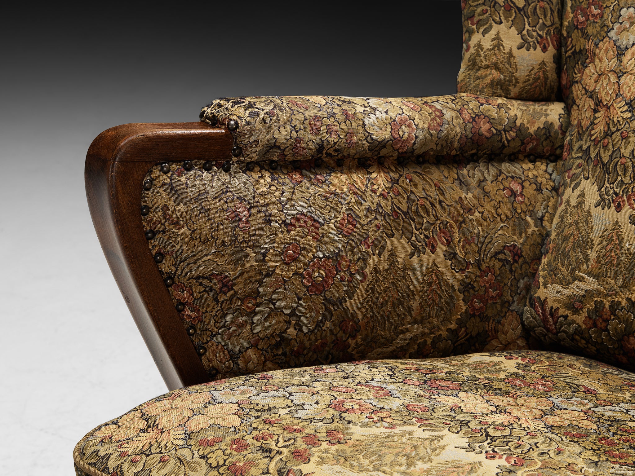 Art Deco Lounge Chair with Sculptural Lines in Beech and Fabric Seating Morentz