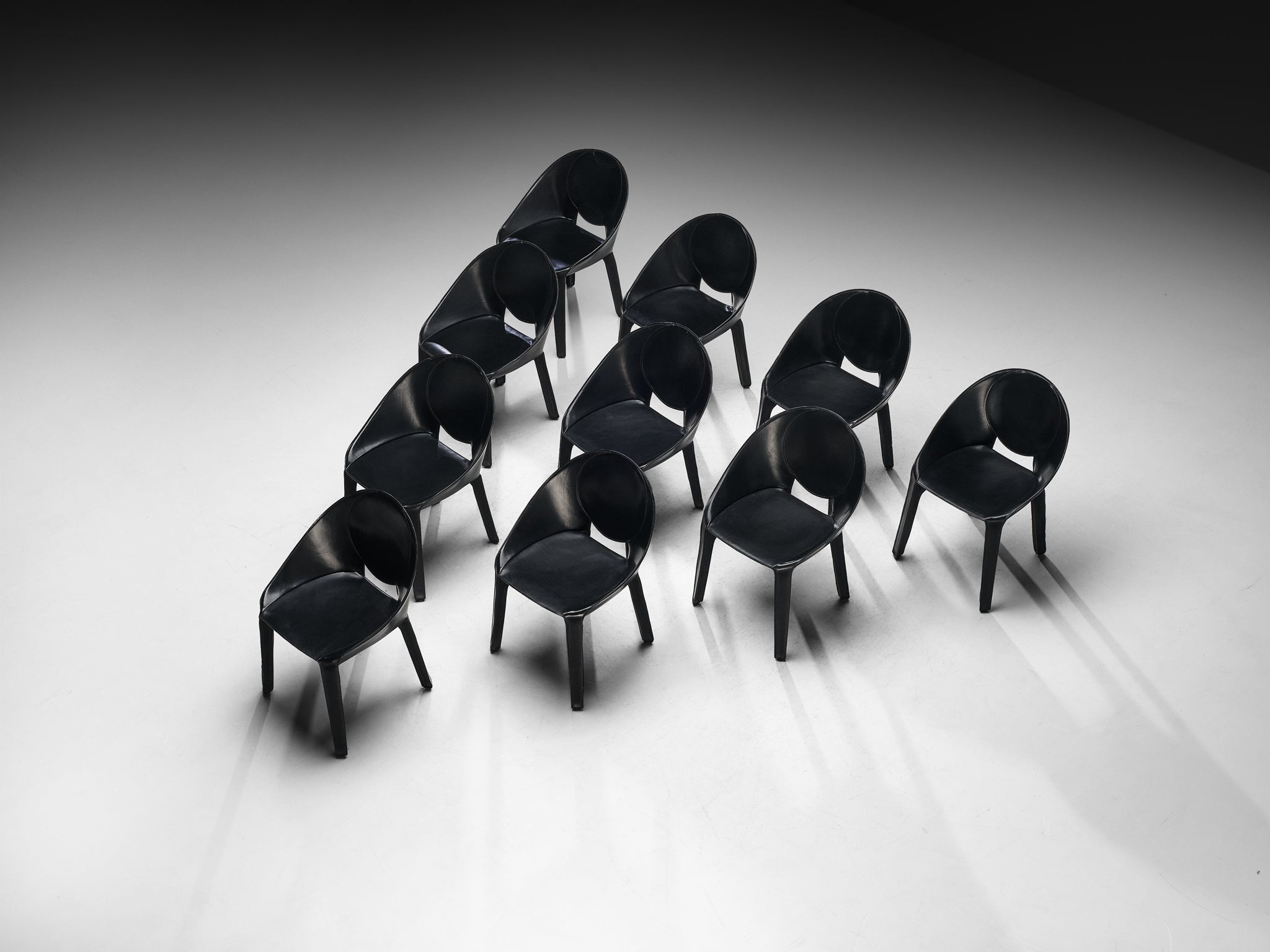 Mario Bellini for Cassina Set of Ten ‘Lira e Liuto’ Dining Chairs in Leather Seating Morentz