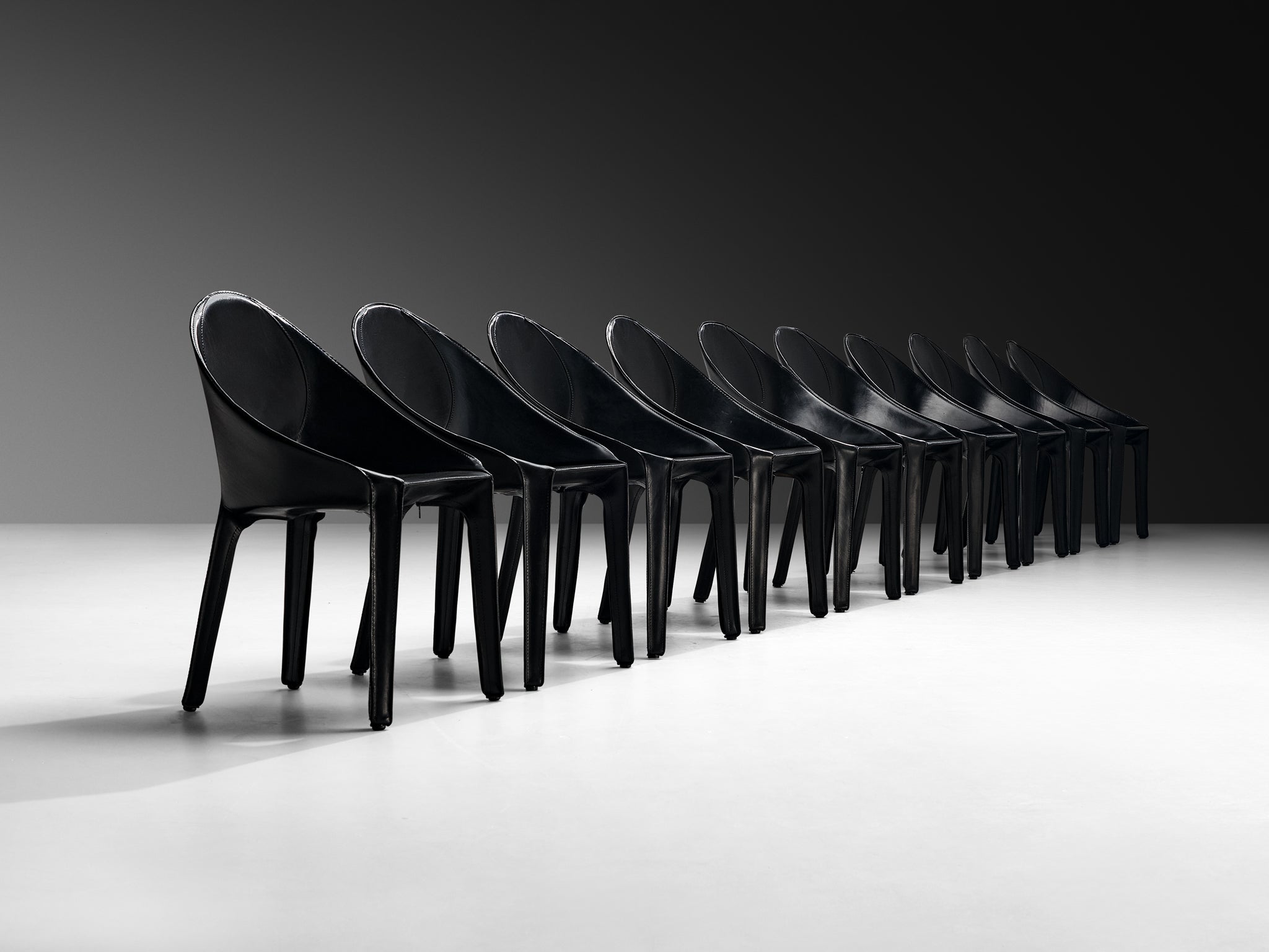 Mario Bellini for Cassina Set of Ten ‘Lira e Liuto’ Dining Chairs in Leather Seating Morentz