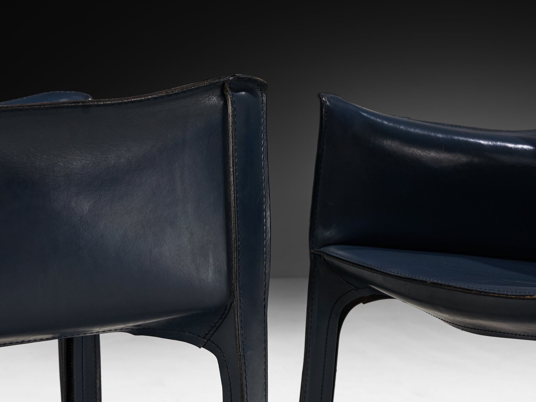 Mario Bellini Set of Four 'CAB 413' Dining Chairs in Unusual Dark Blue Leather Seating Morentz