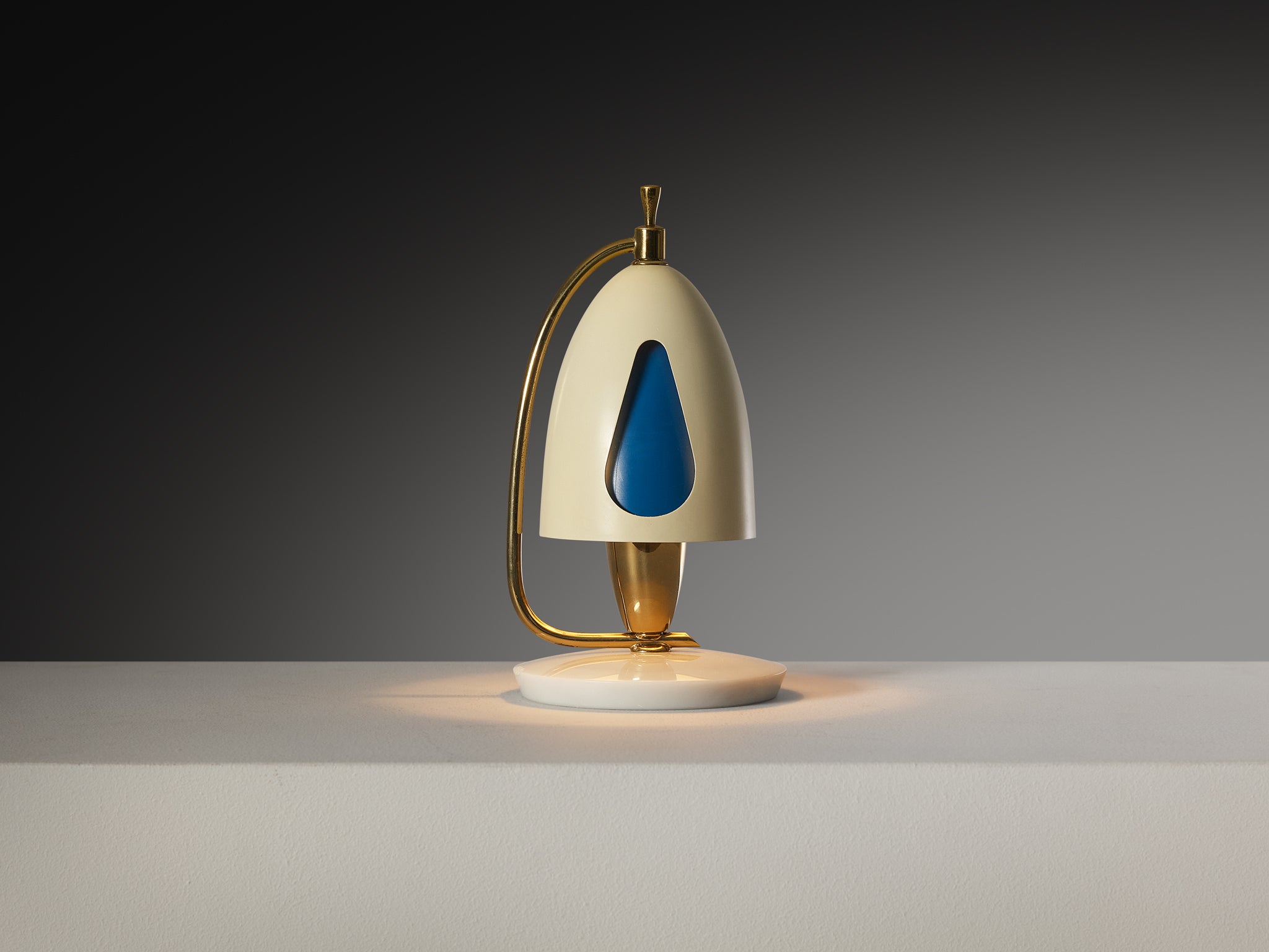 Angelo Lelii for Arredoluce Rare Table Lamp with Rotating Shades Lighting Morentz