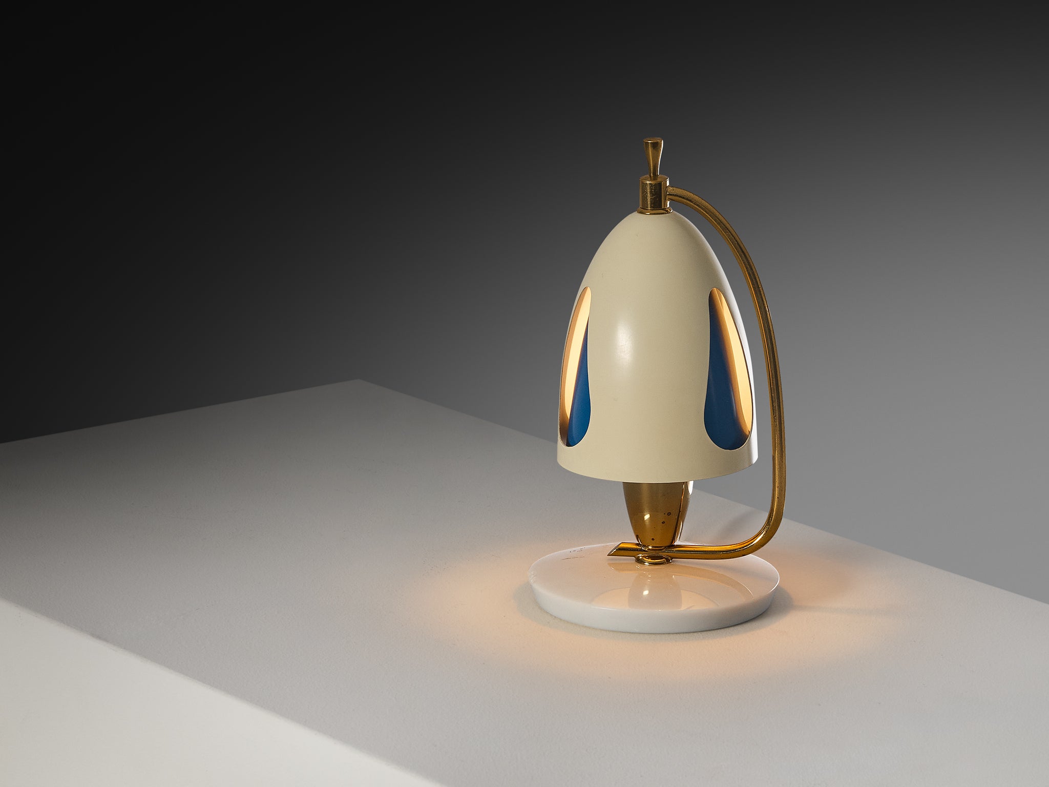 Angelo Lelii for Arredoluce Rare Table Lamp with Rotating Shades Lighting Morentz