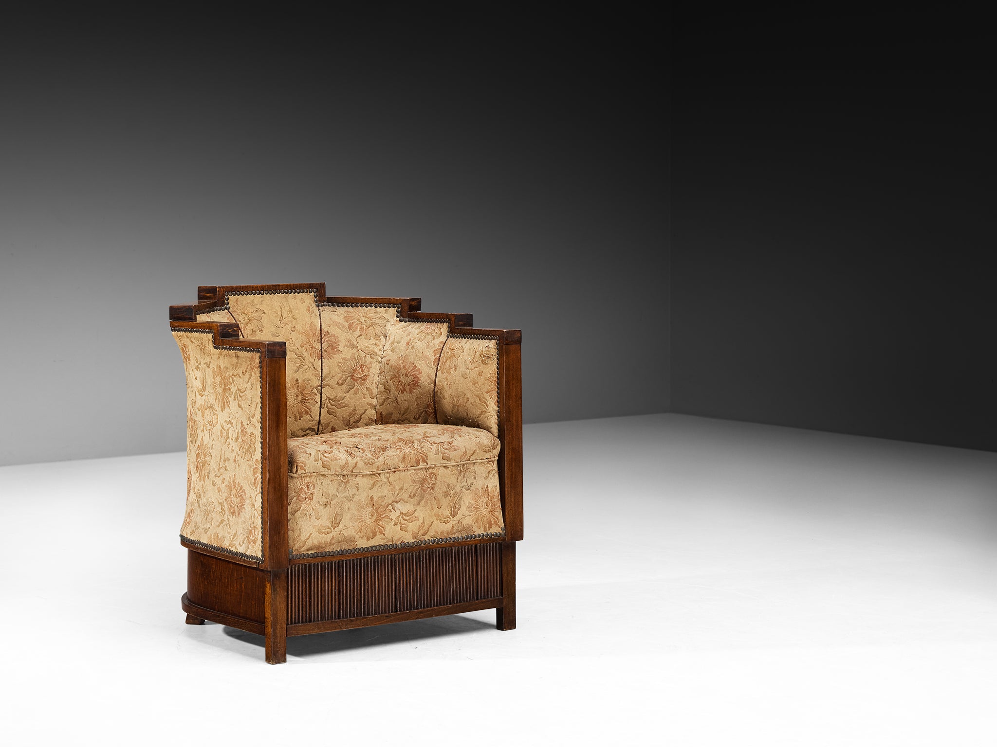1930s Art Deco Lounge Chair with Geometric Frame Seating Morentz