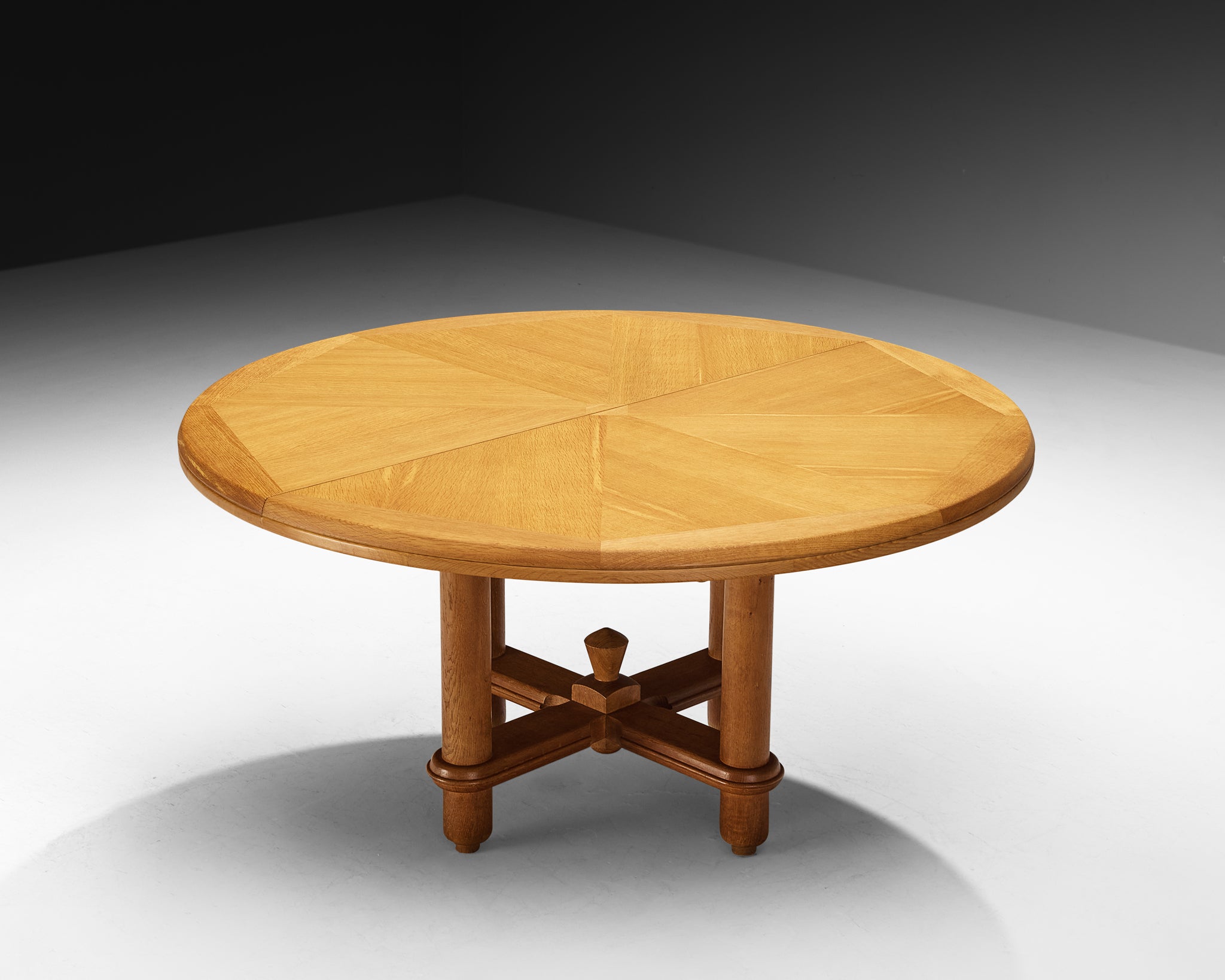 Guillerme & Chambron Extendable 'Victorine' Dining Table in Solid Oak Tables Morentz
