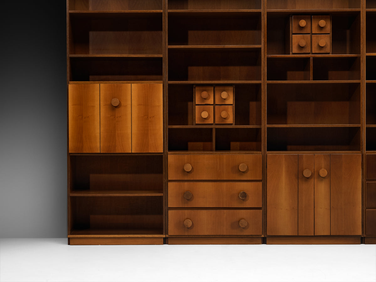 Bernini 'Antifona' Wall Unit Book Case in Walnut Case pieces and storage cabinets Morentz