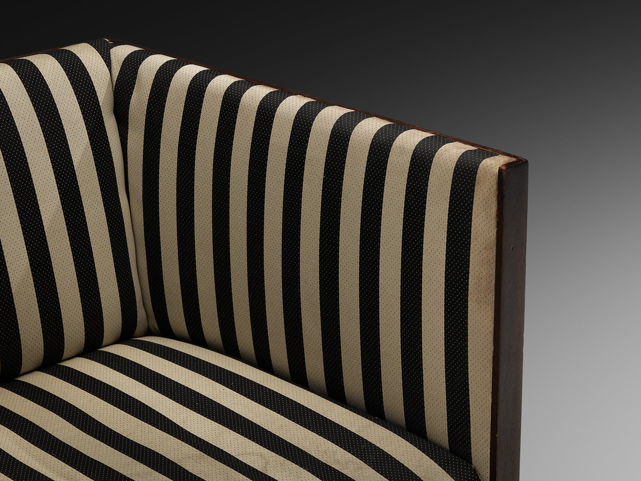 Josef Hoffmann Pair of 'Cabinett' Cubic Lounge Chairs in Mahogany