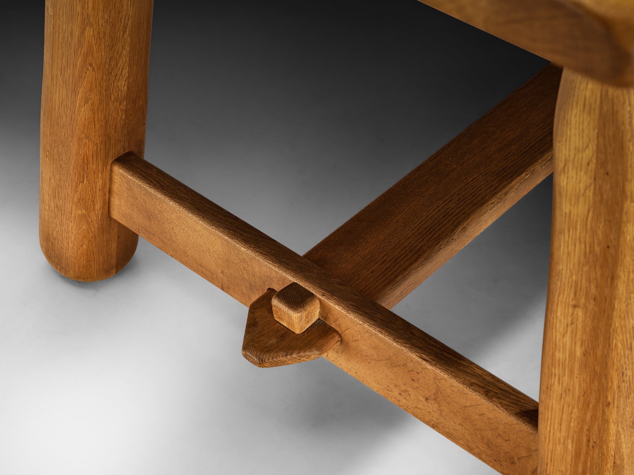1950s French Brutalist Extendable Dining Table in Solid Oak Tables Morentz