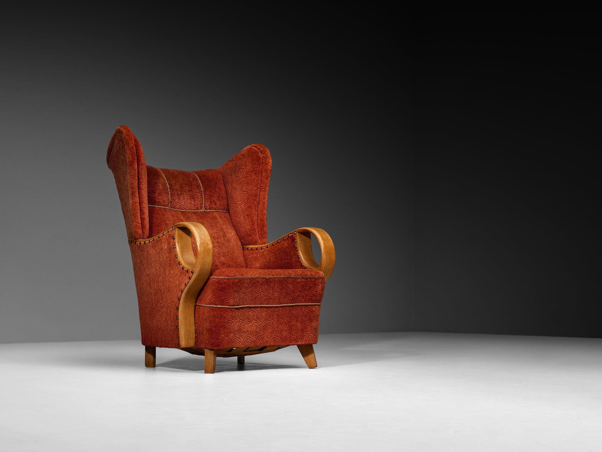 1950s Lounge Chair with Wing-Shaped Ears and Curved Armrests Seating Morentz