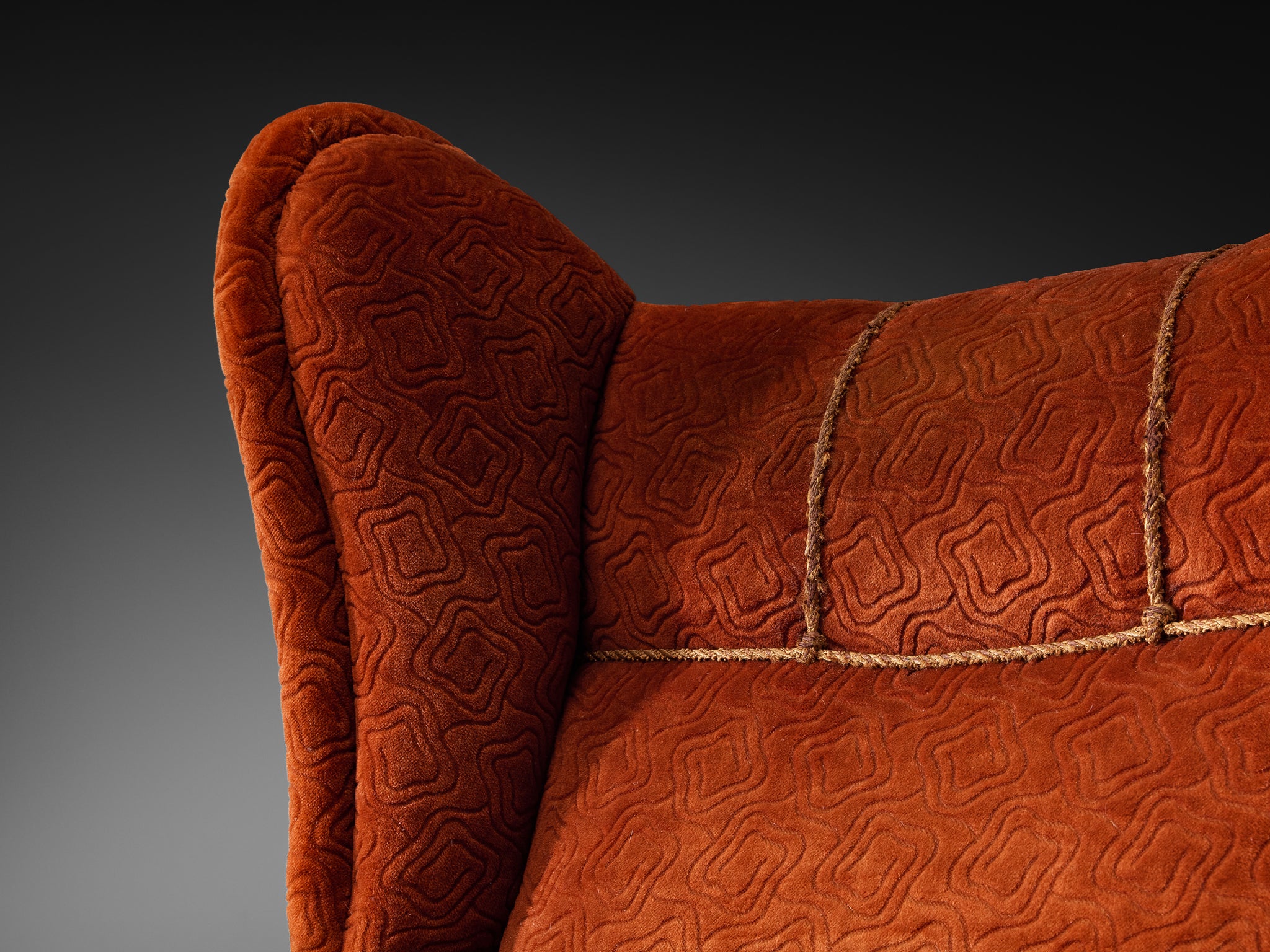1950s Lounge Chair with Wing-Shaped Ears and Curved Armrests Seating Morentz