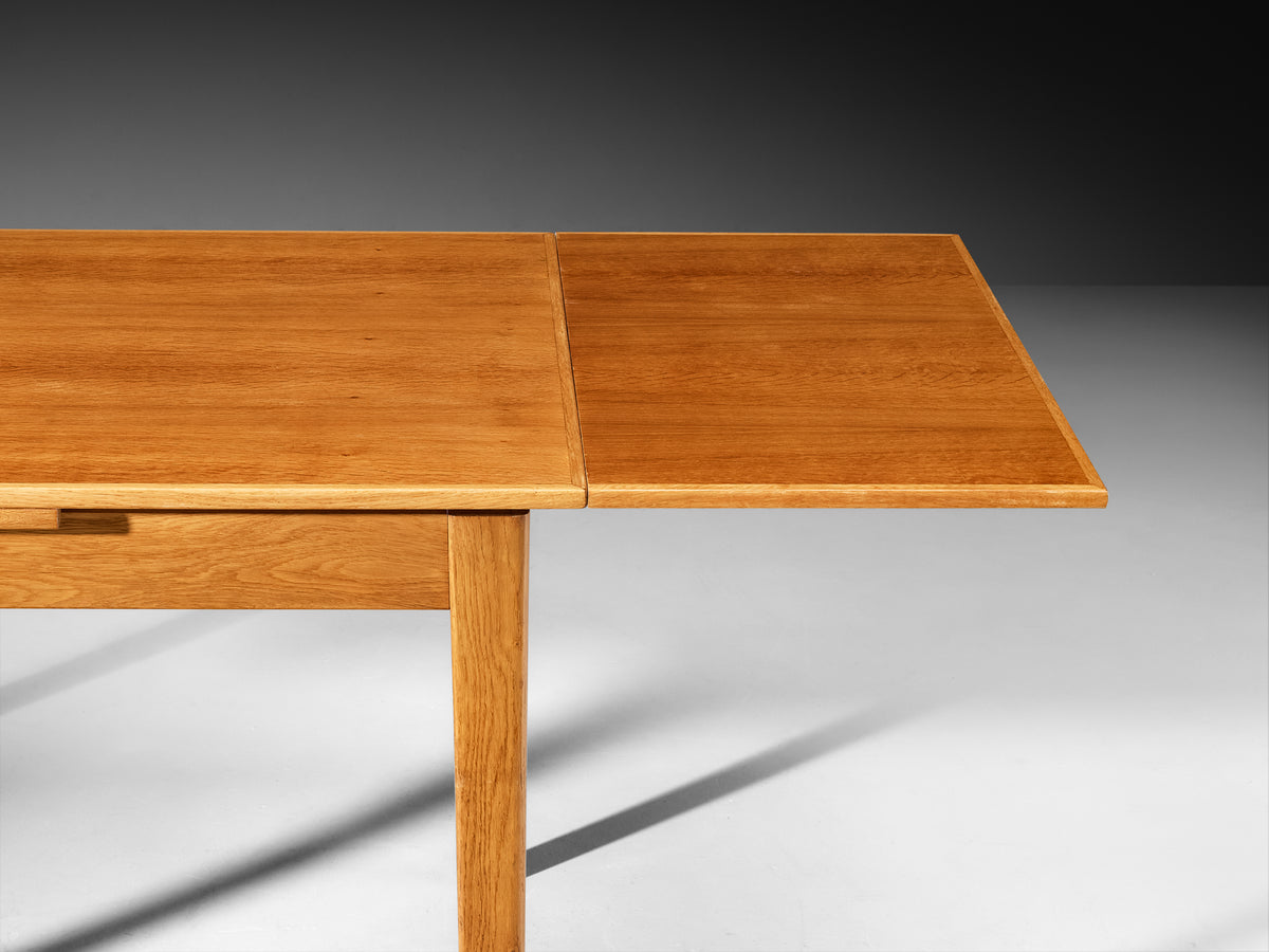 Mart Stam for Pastoe Mid-Century Extendable Dining Table in Oak