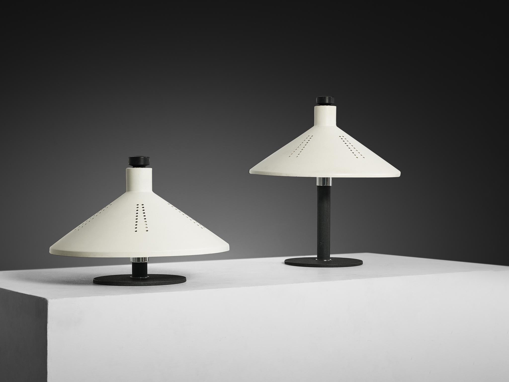 Gino Sarfatti for Arteluce '609' Table Lamps in White Aluminum & Cast Iron lighting Morentz