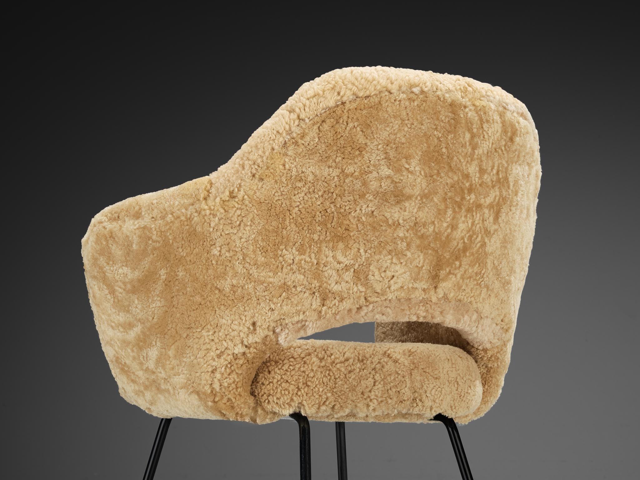 Eero Saarinen Limited Edition ‘Conference’ Armchair in Sheepskin seating Morentz