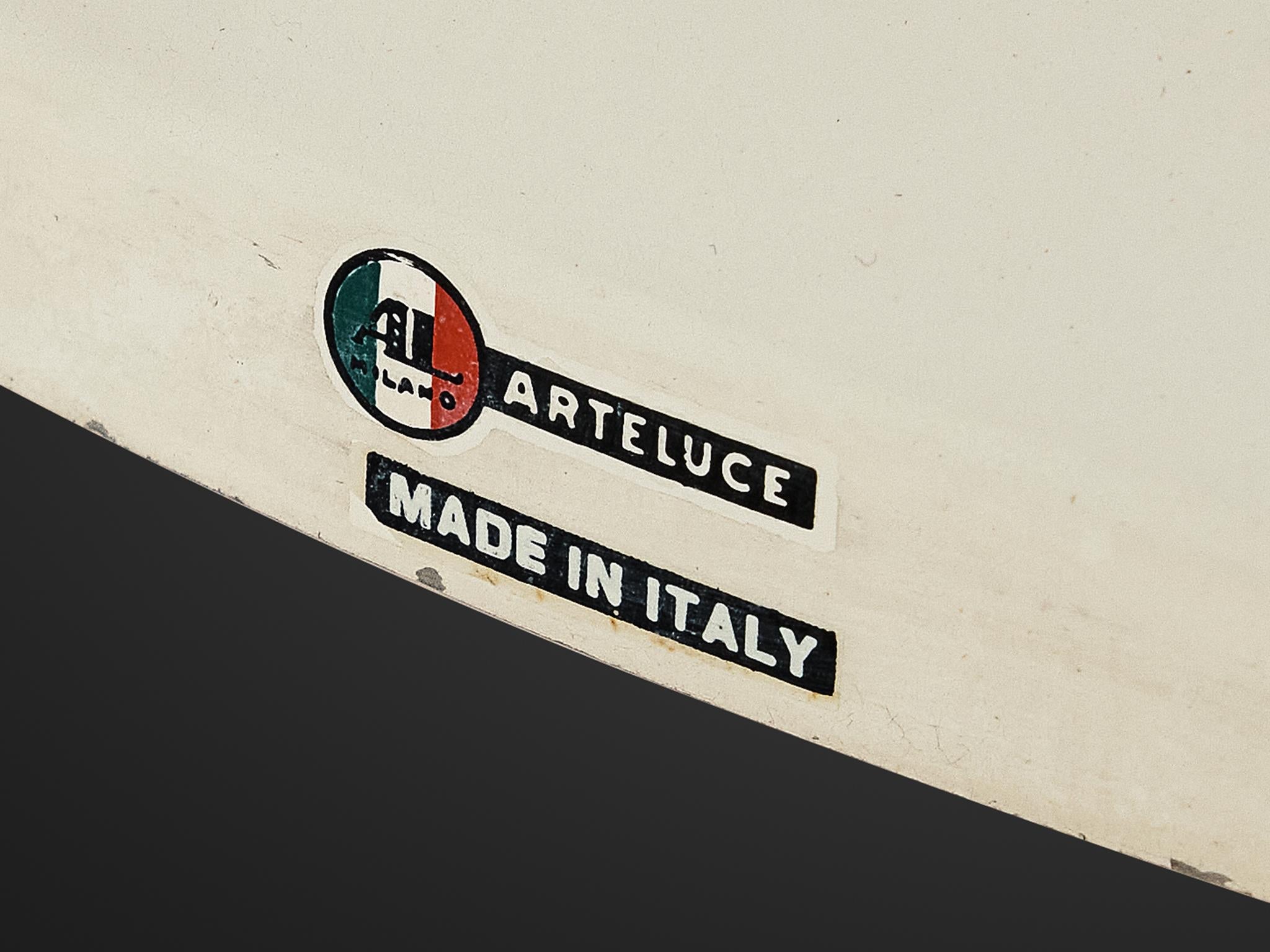 Gino Sarfatti for Arteluce '609' Table Lamps in White Aluminum & Cast Iron lighting Morentz