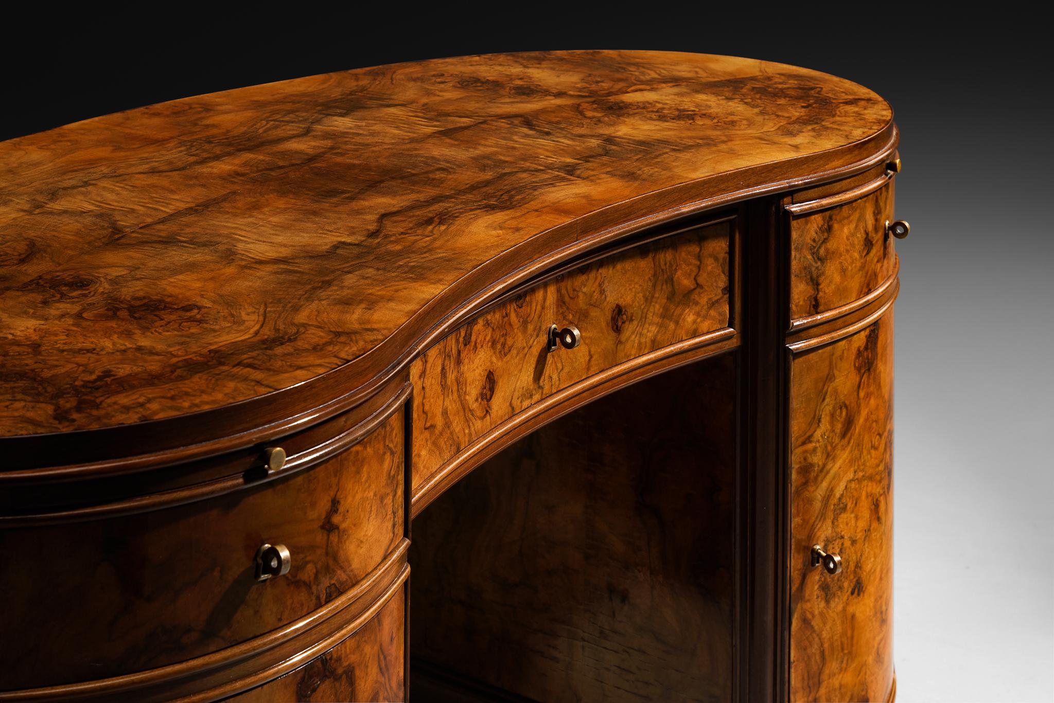 Fontana Arte Free-Standing Writing Desk in Walnut Burl and Brass tables Morentz