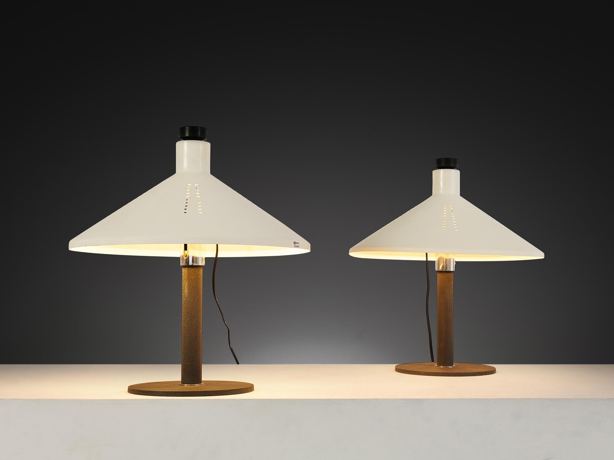 Gino Sarfatti for Arteluce '609' Table Lamps in White Aluminum & Cast Iron lighting Morentz