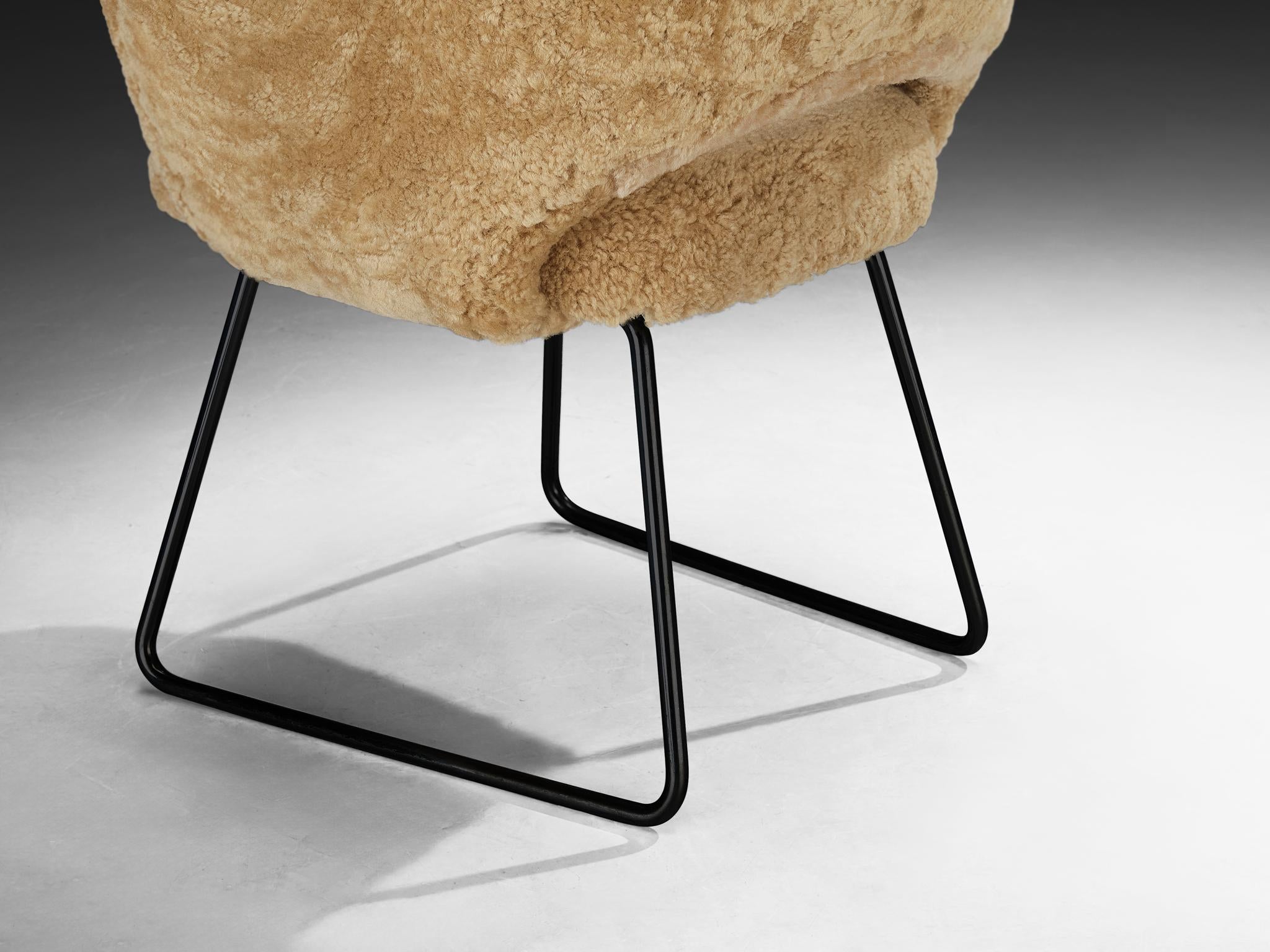 Eero Saarinen Limited Edition ‘Conference’ Armchair in Sheepskin seating Morentz