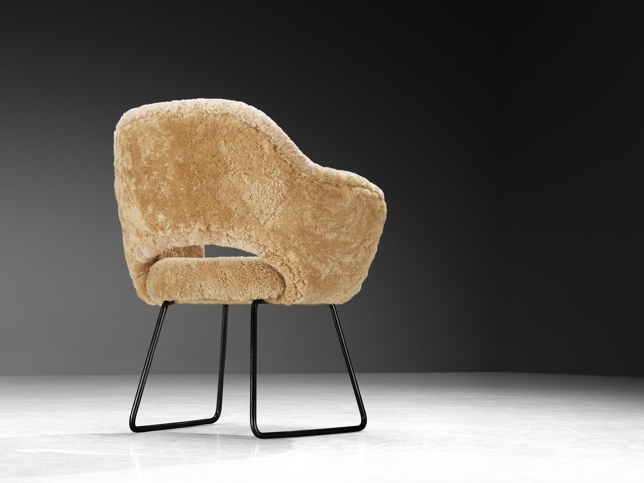 Eero Saarinen Limited Edition ‘Conference’ Armchair in Sheepskin seating Morentz