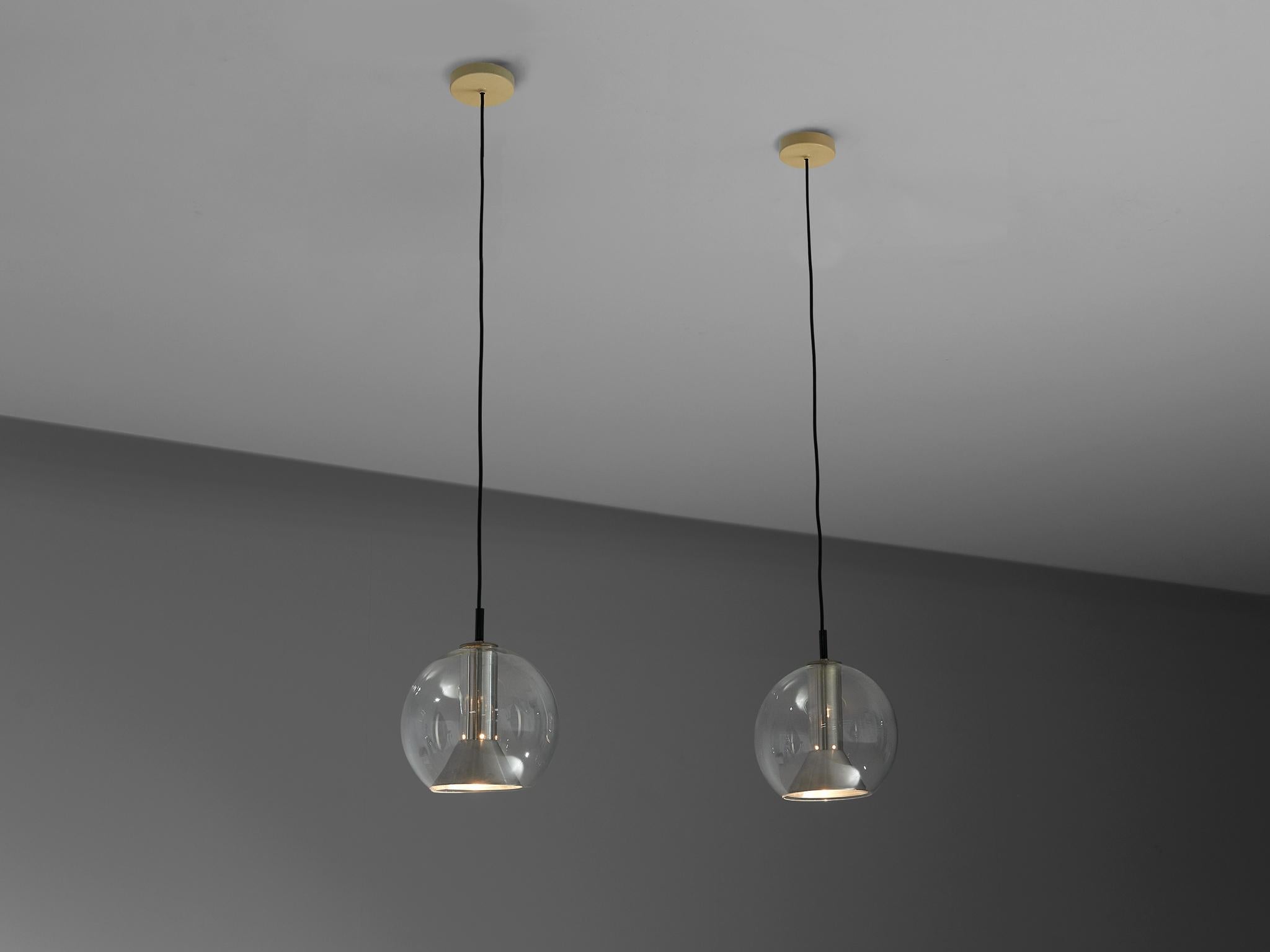 Frank Ligtelijn for RAAK 'Globe' Pendants lighting Morentz