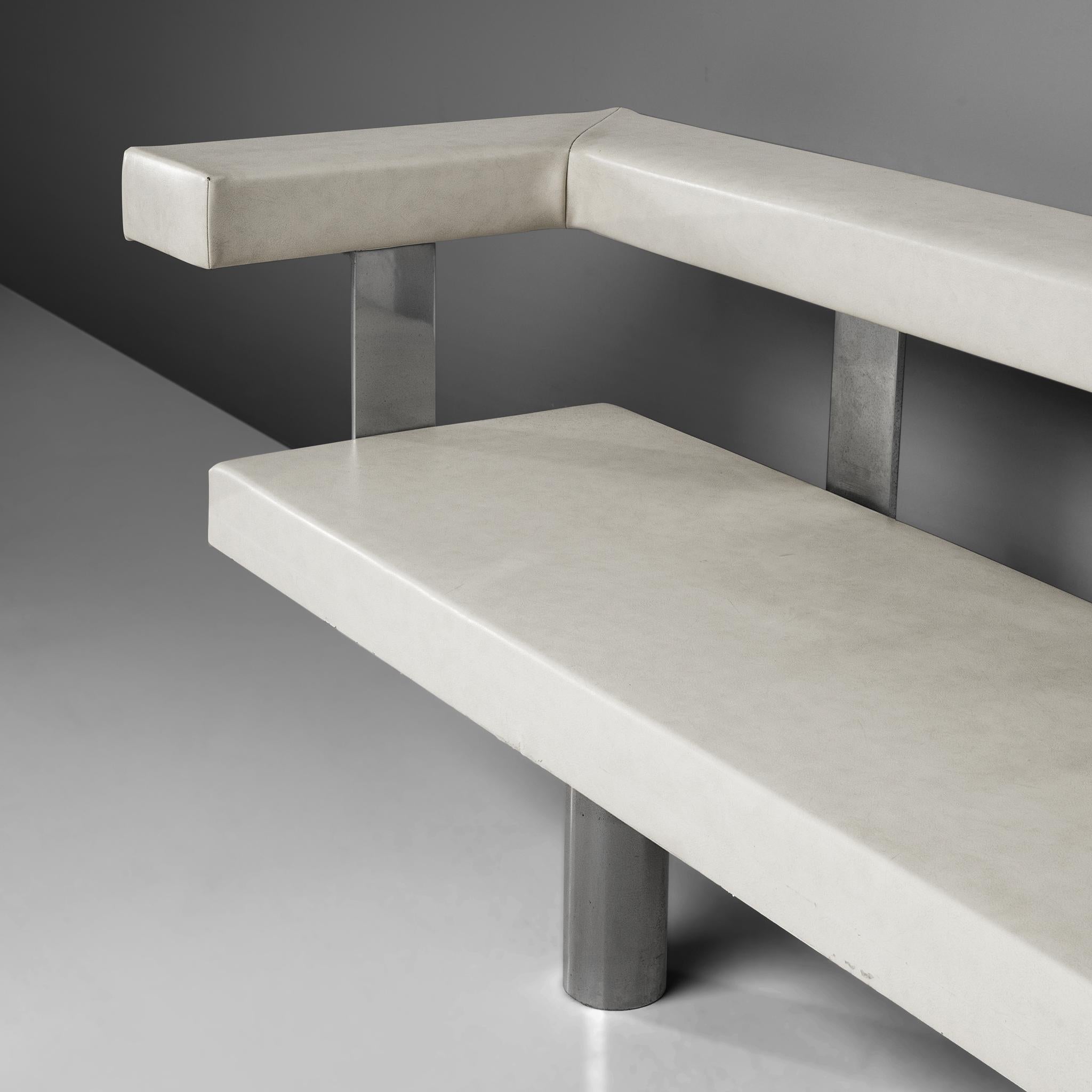 Gerrit Rietveld and J. Tricht Long Sofa seating Morentz