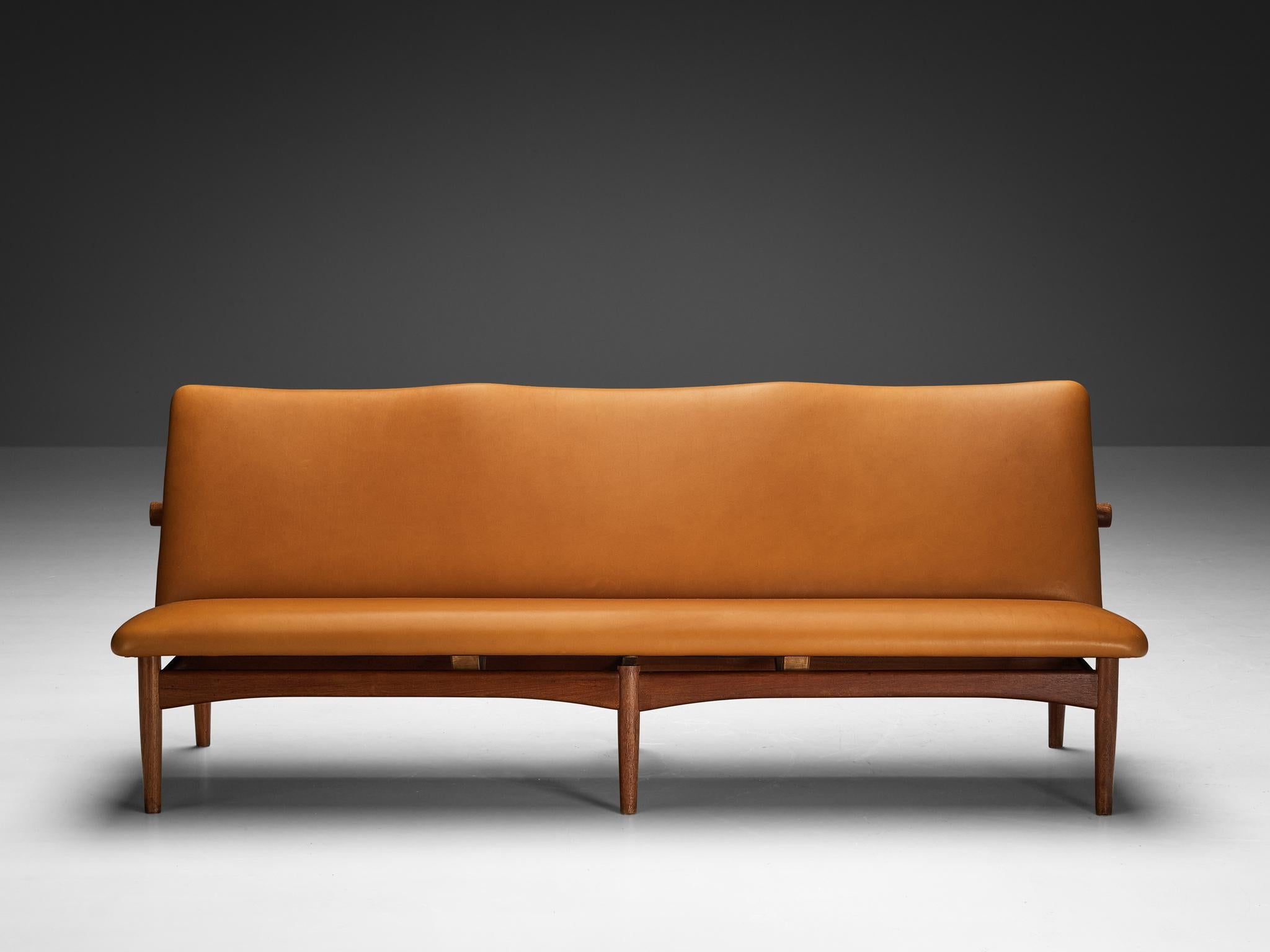 Finn Juhl for France & Søn ‘Japan’ Sofa in Teak and Cognac Leather