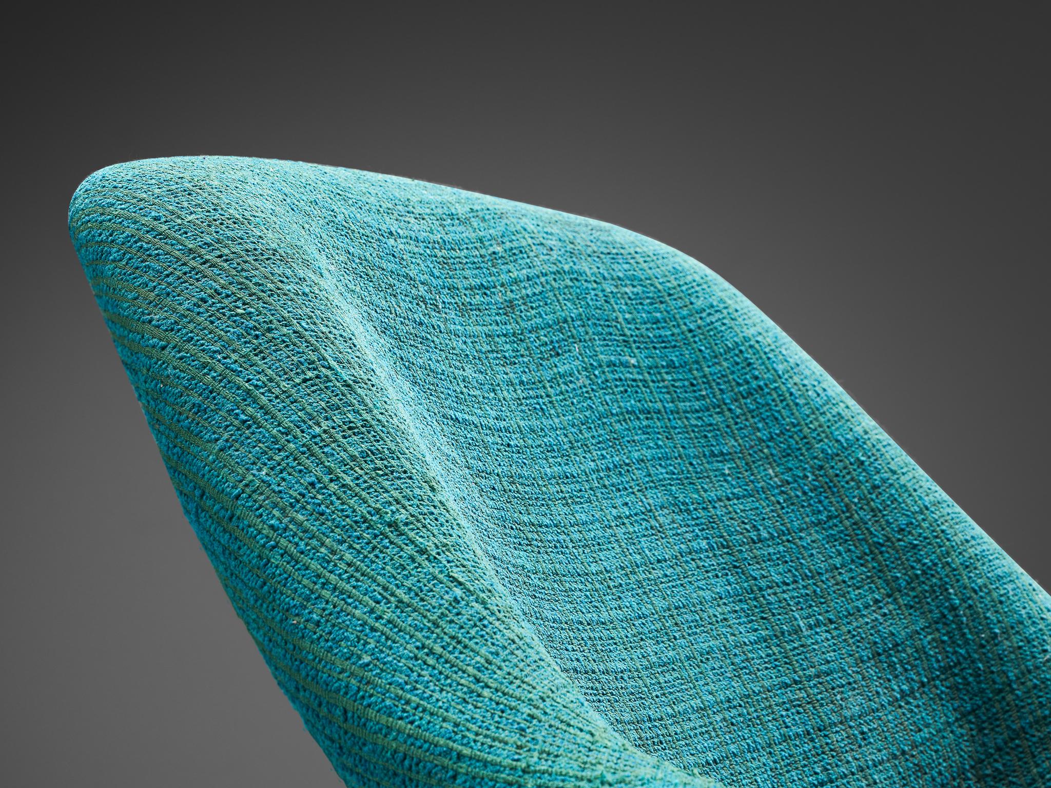 TON Mid-Century Modern Lounge Chair with Sculptural Frame seating Morentz