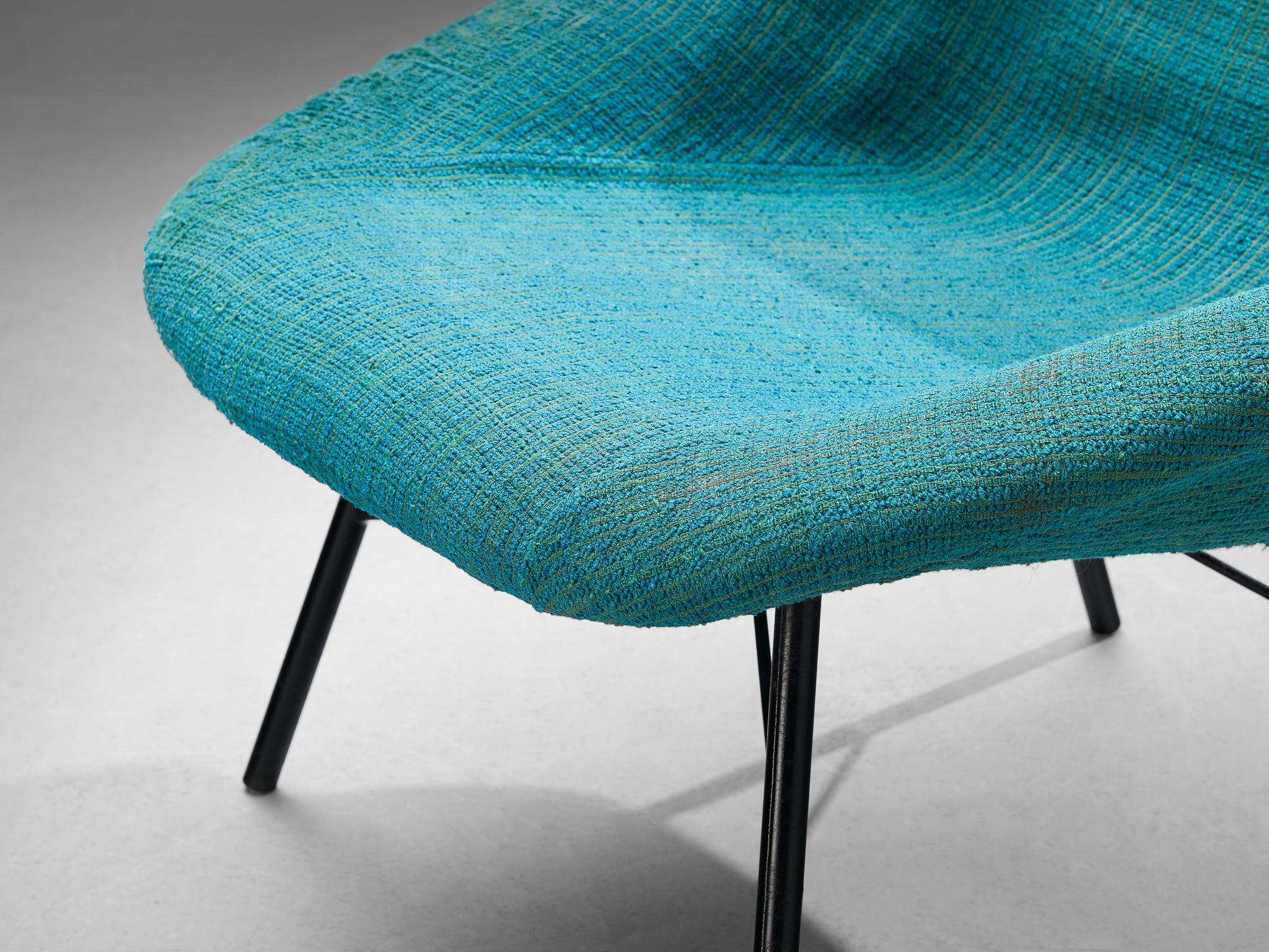 TON Mid-Century Modern Lounge Chair with Sculptural Frame seating Morentz