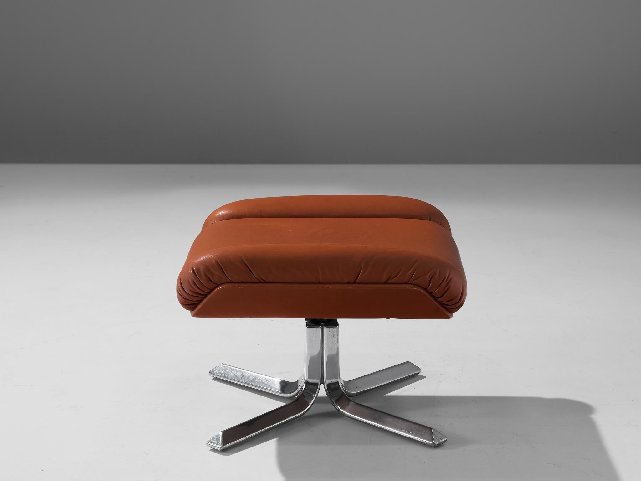 Footstool in Chrome and Cognac Leather seating Morentz