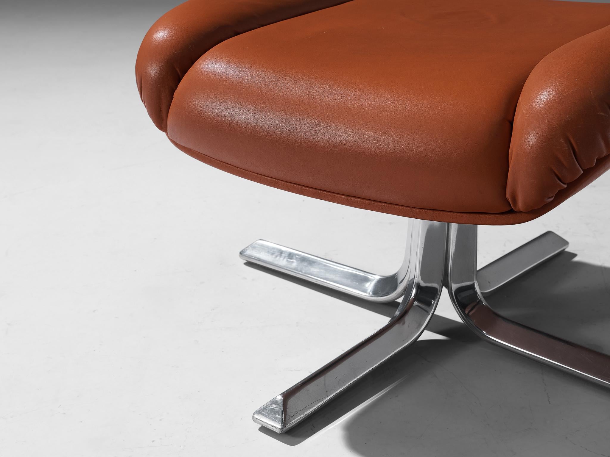 Footstool in Chrome and Cognac Leather seating Morentz