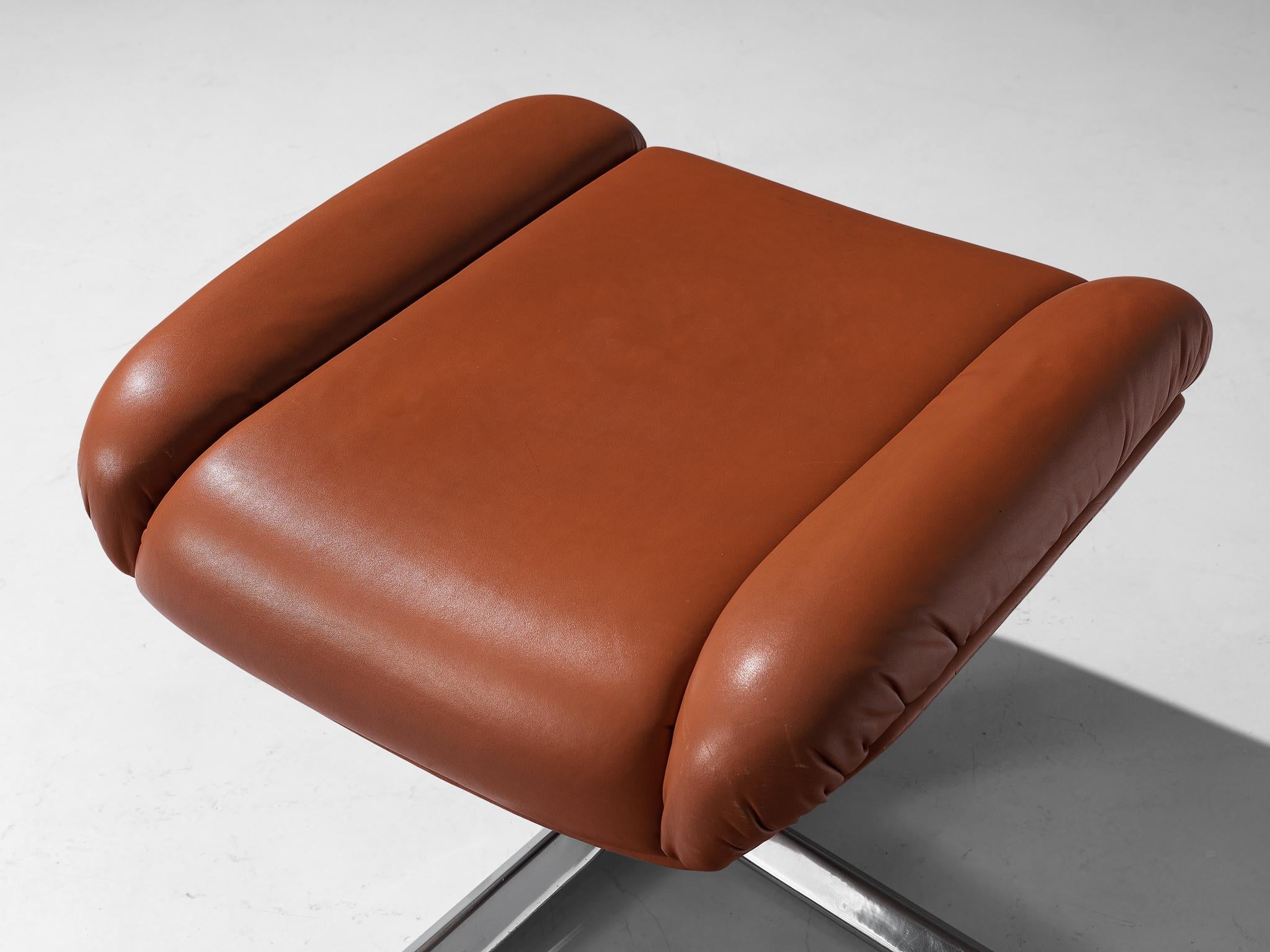 Footstool in Chrome and Cognac Leather seating Morentz